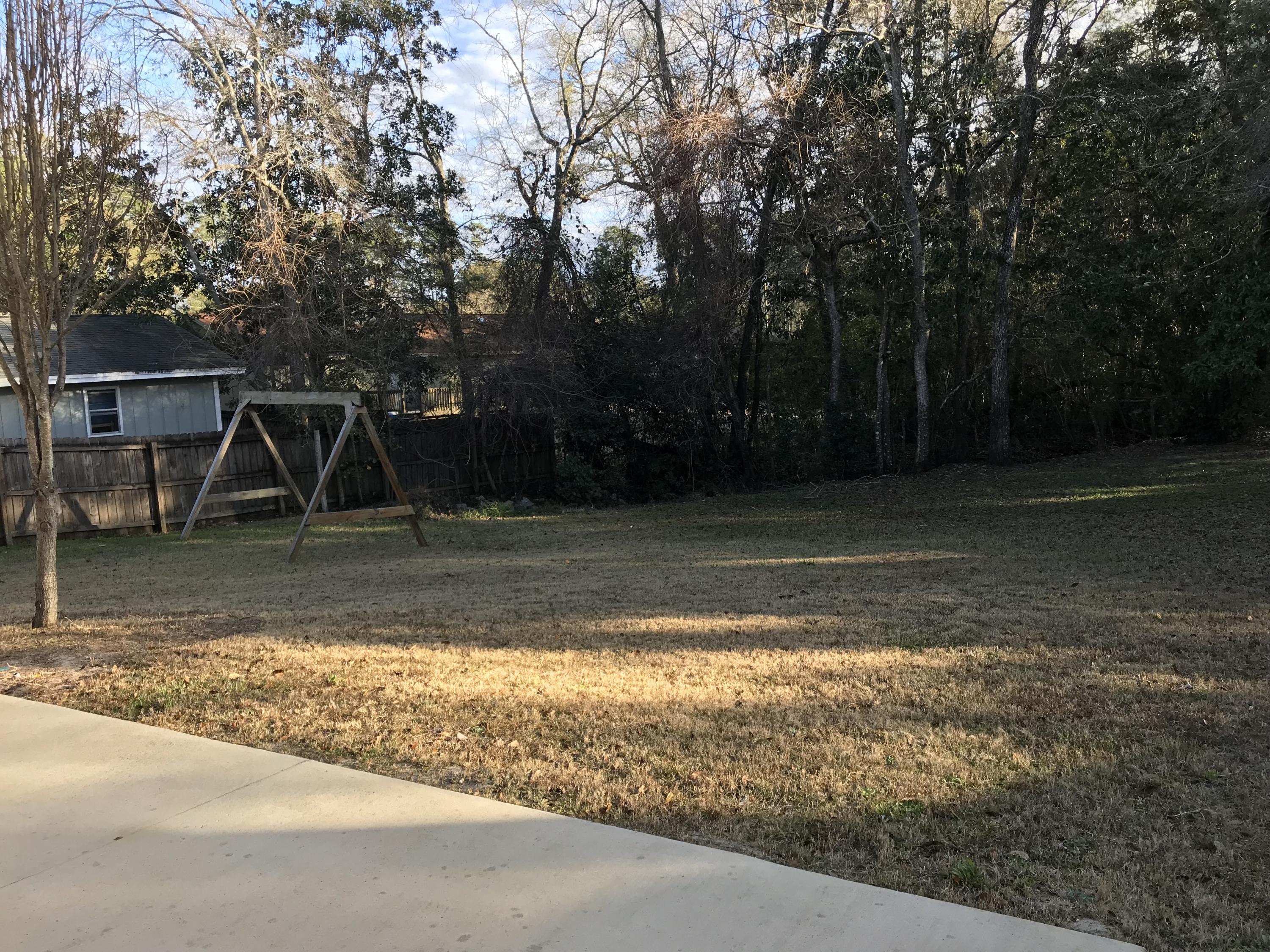 PINEWOOD ESTATES - Residential