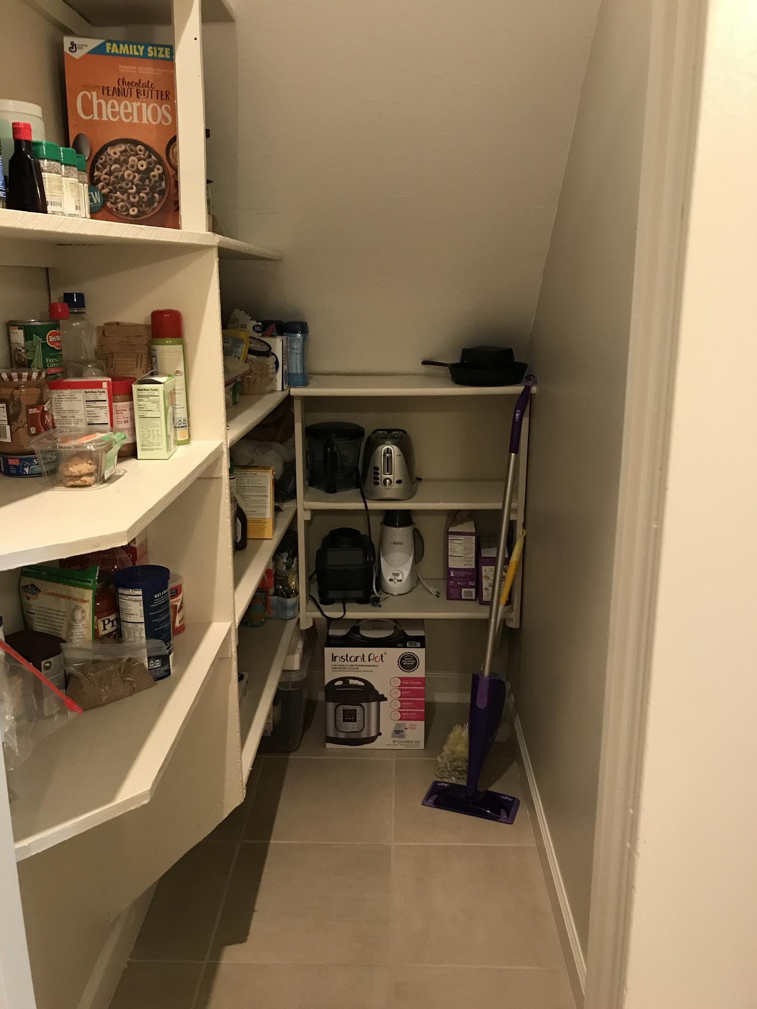 PINEWOOD ESTATES - Residential