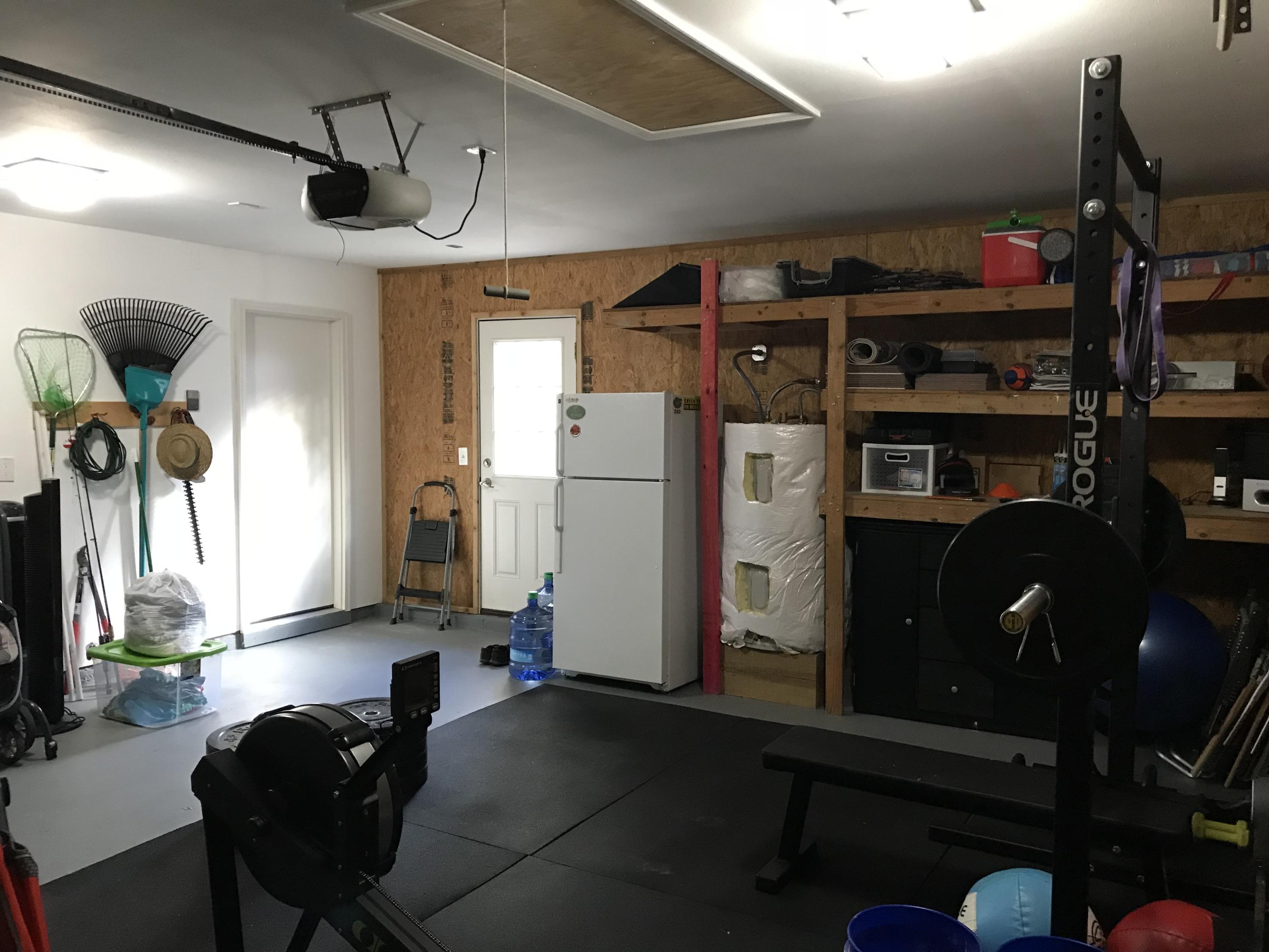 PINEWOOD ESTATES - Residential