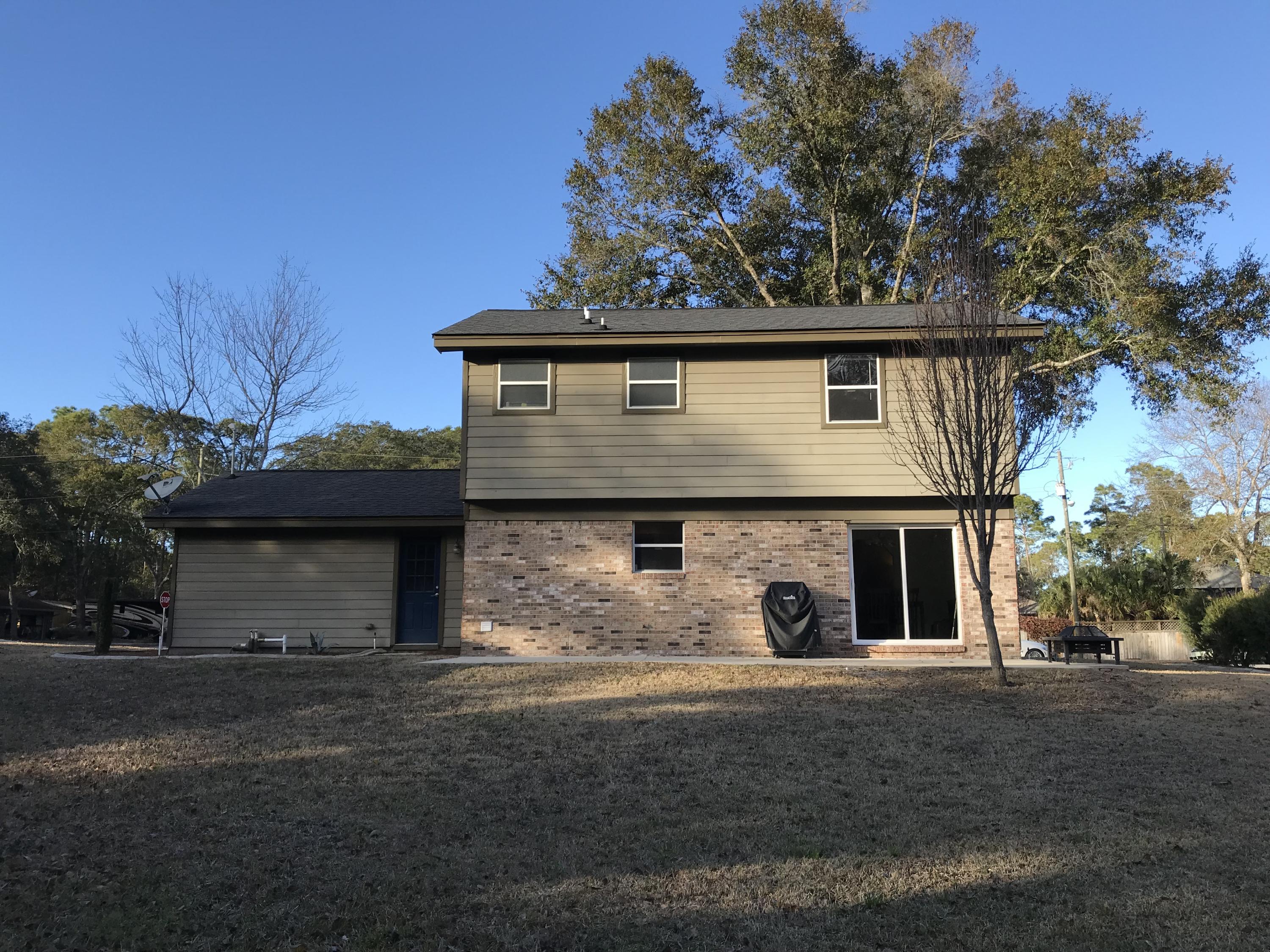 PINEWOOD ESTATES - Residential