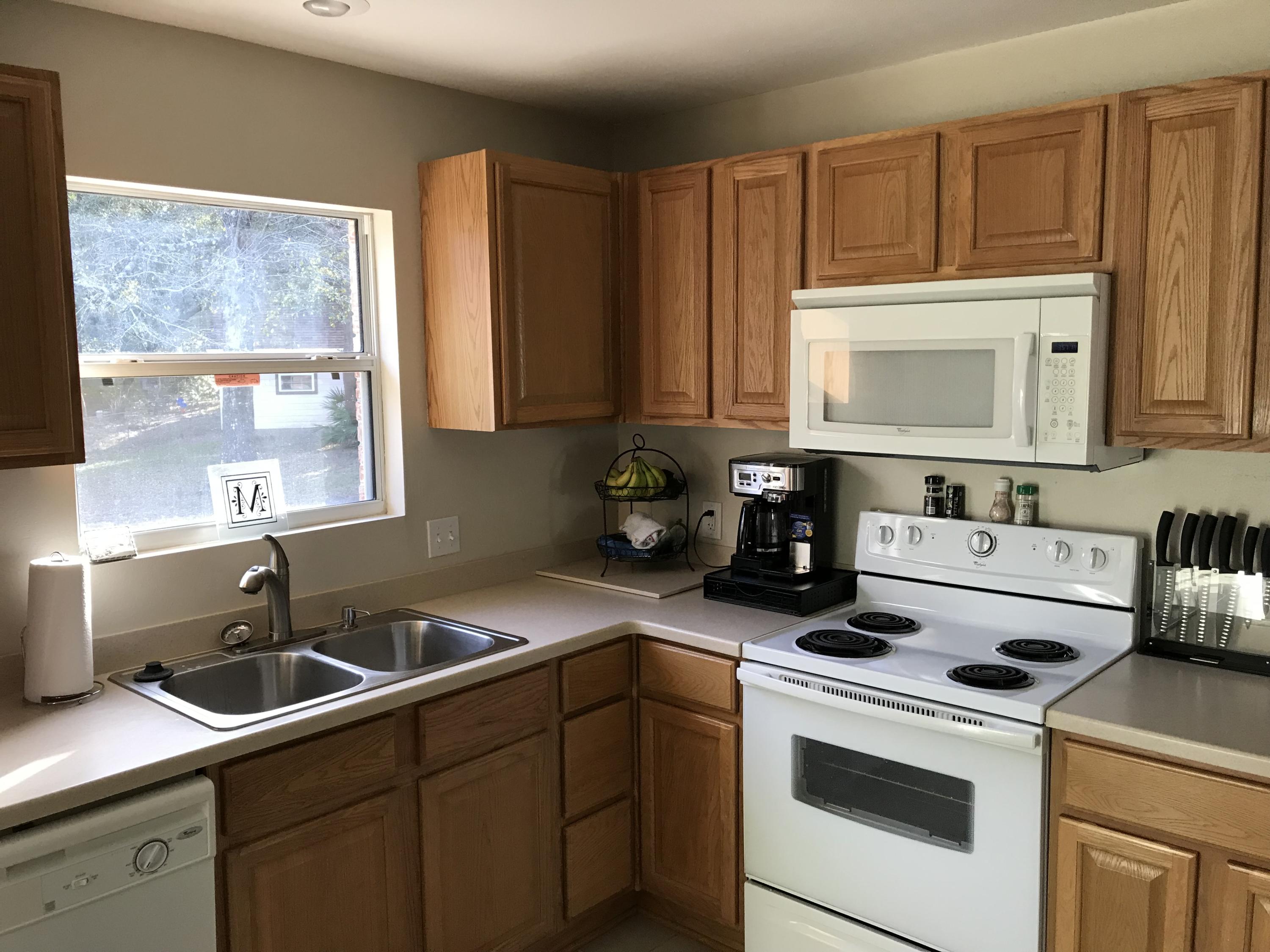 PINEWOOD ESTATES - Residential