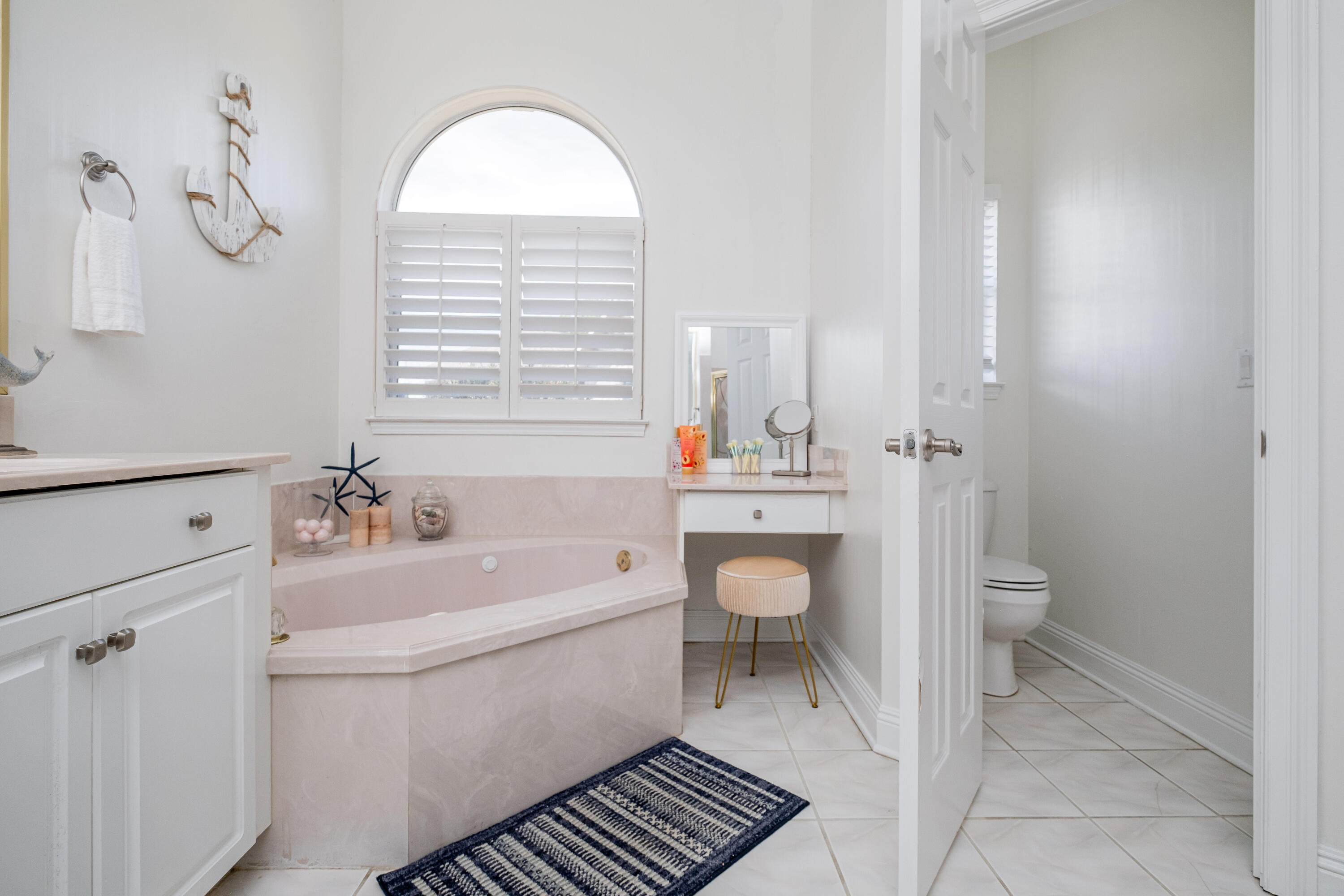 BAYWINDS GOLF ESTATES PH 3 - Residential