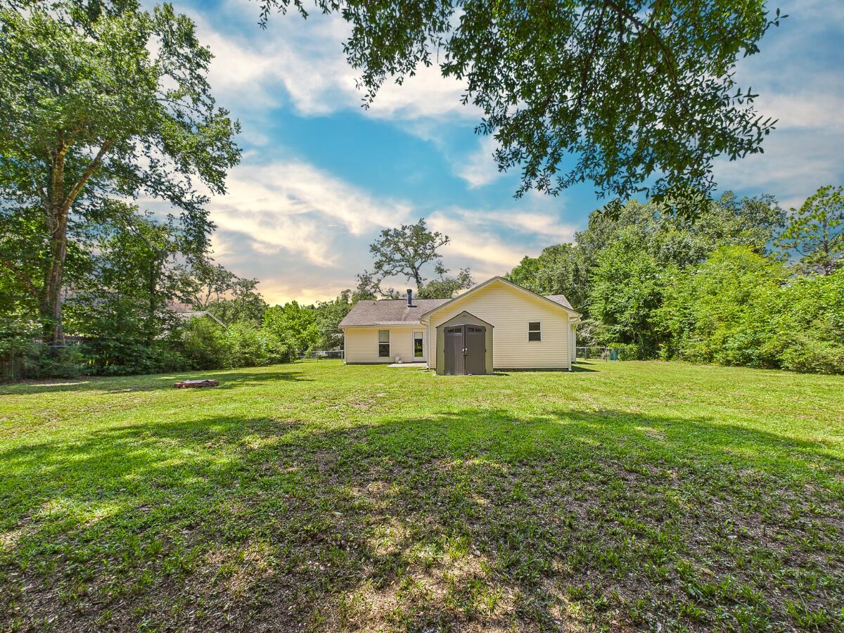 SHOAL CREEK MANOR - Residential