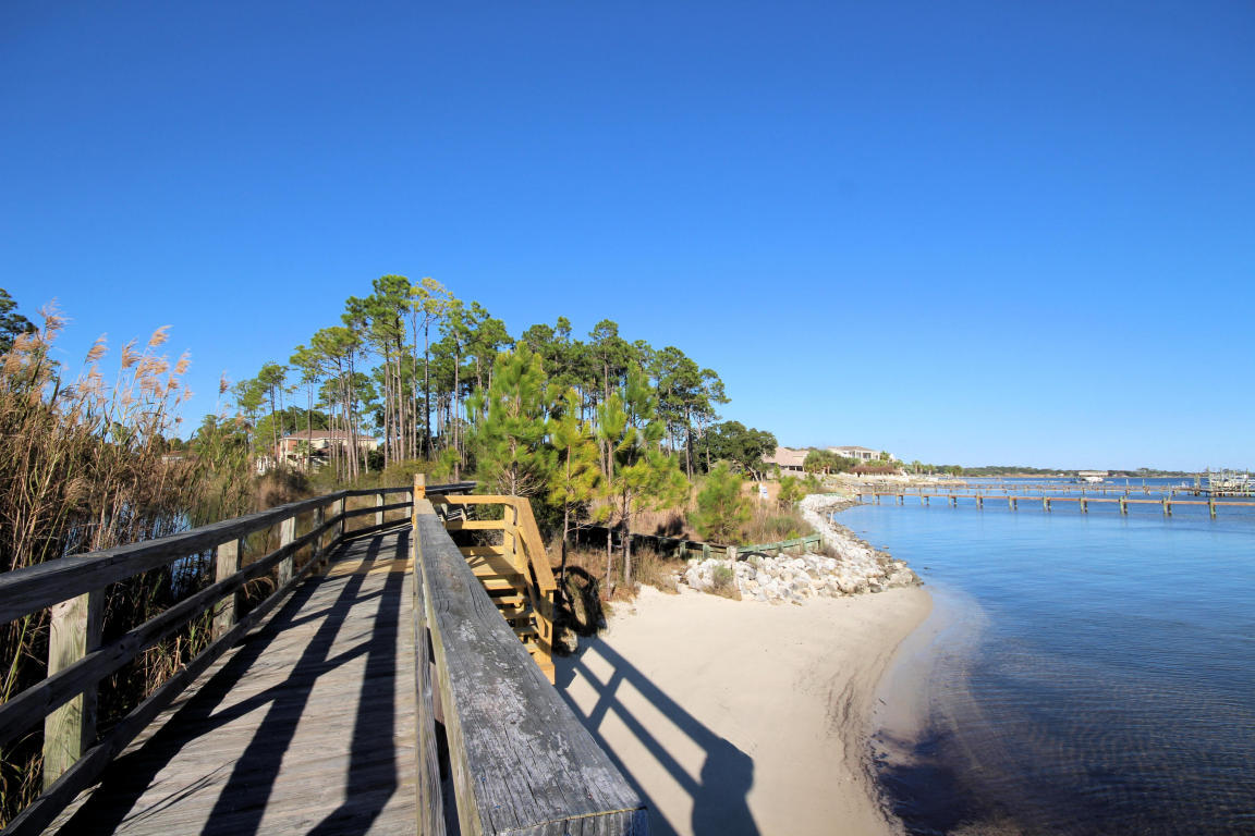 PALMETTO LAKE PRESERVE - Residential