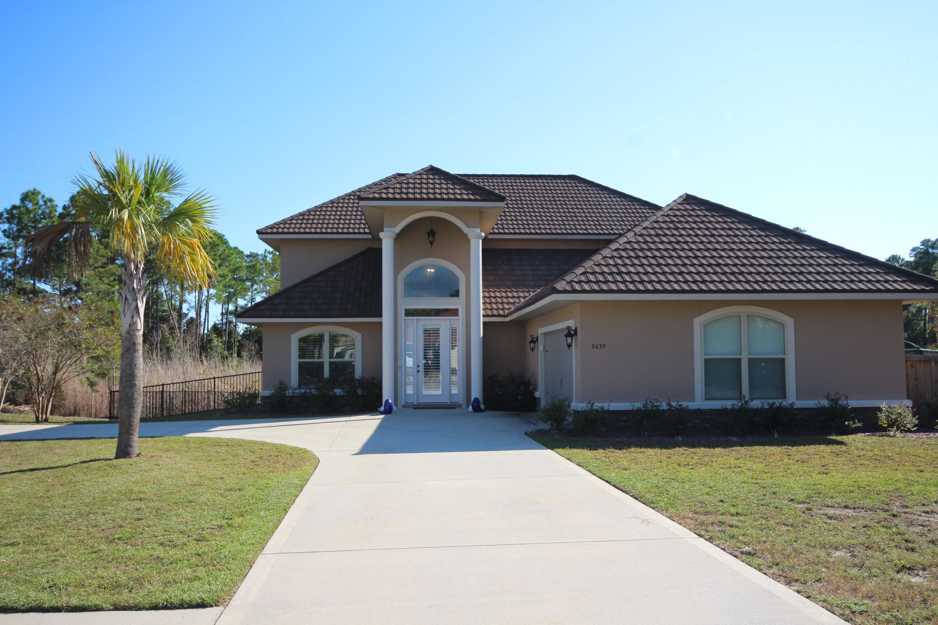 PALMETTO LAKE PRESERVE - Residential