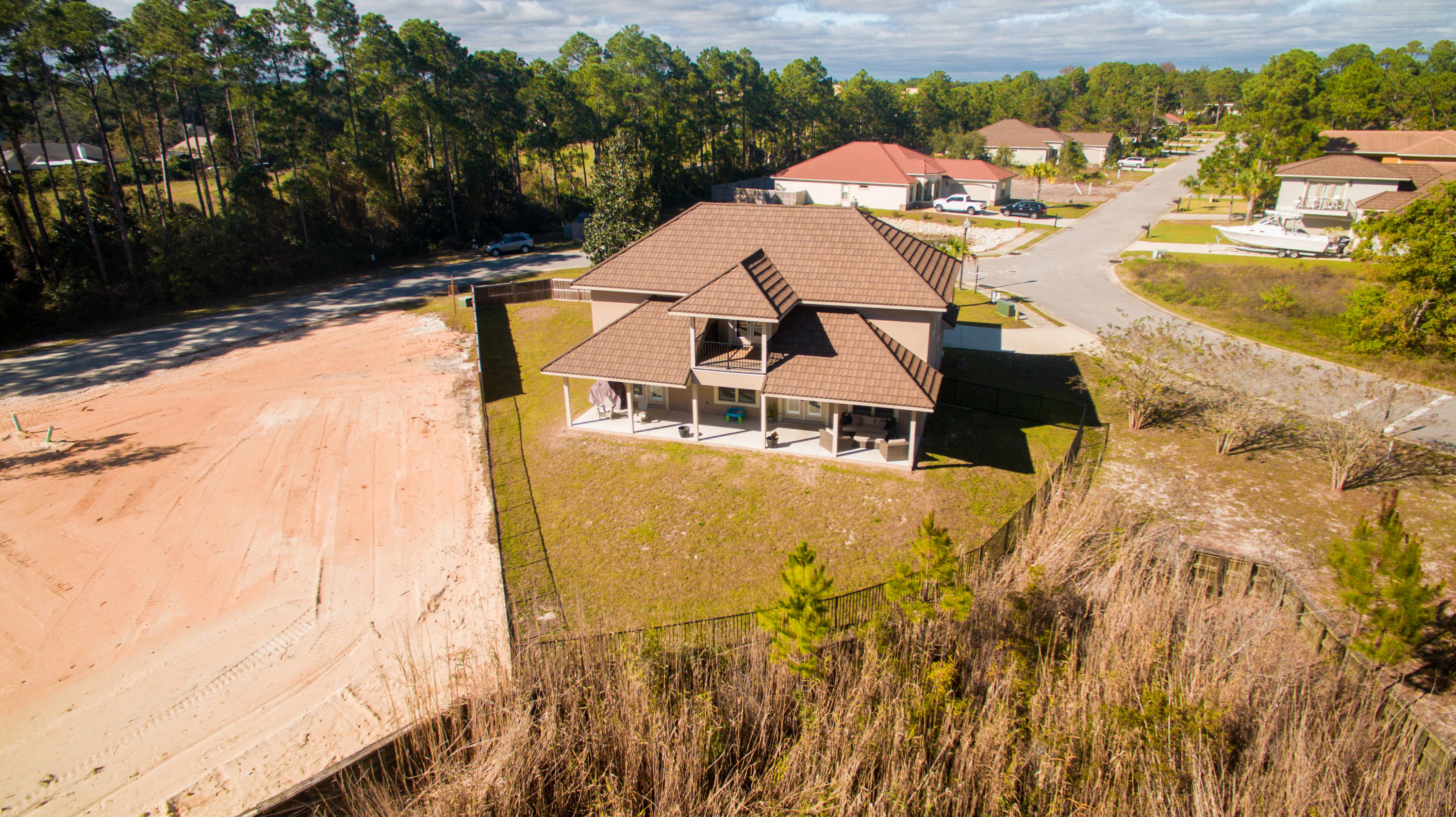 PALMETTO LAKE PRESERVE - Residential