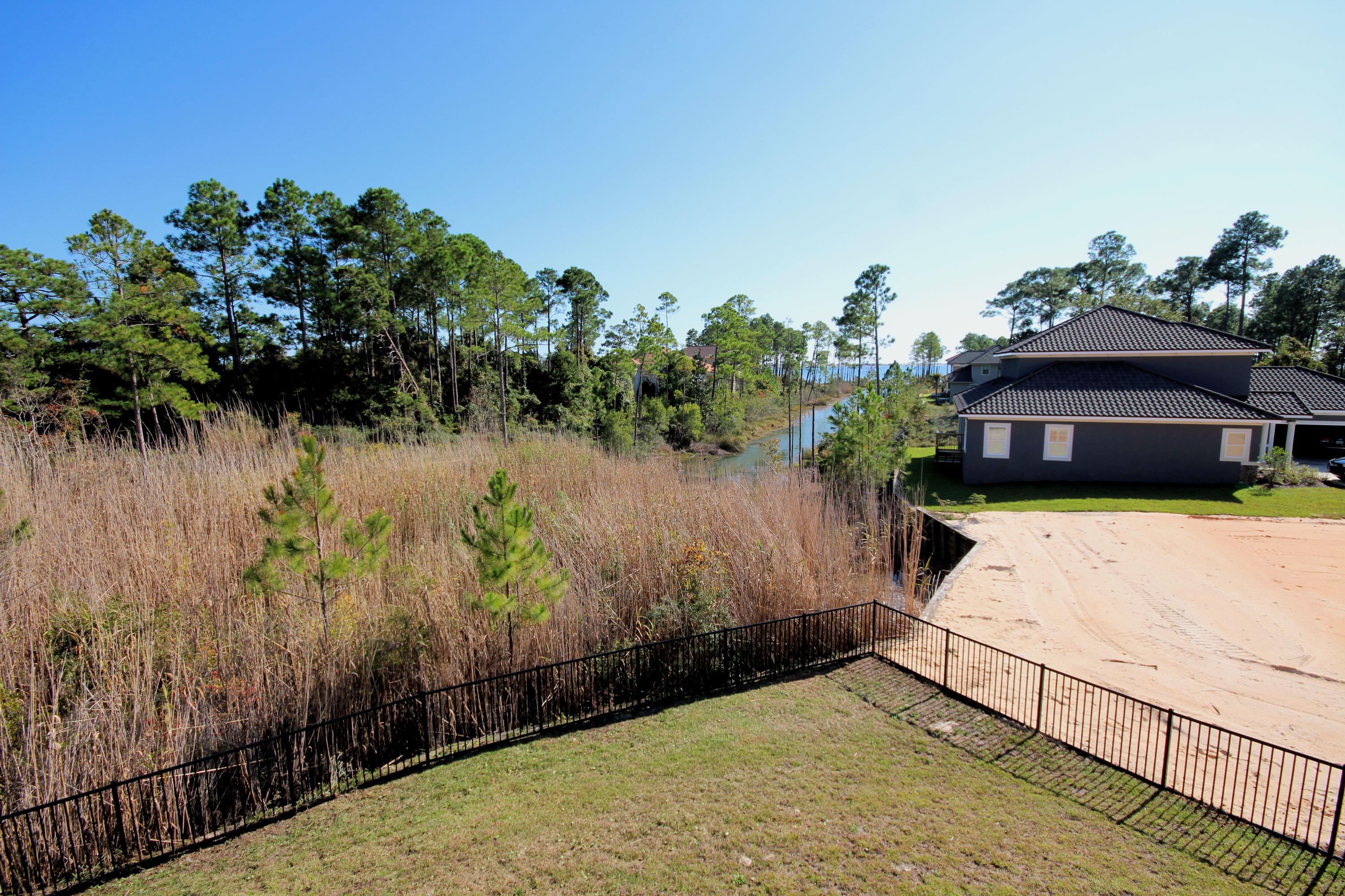 PALMETTO LAKE PRESERVE - Residential