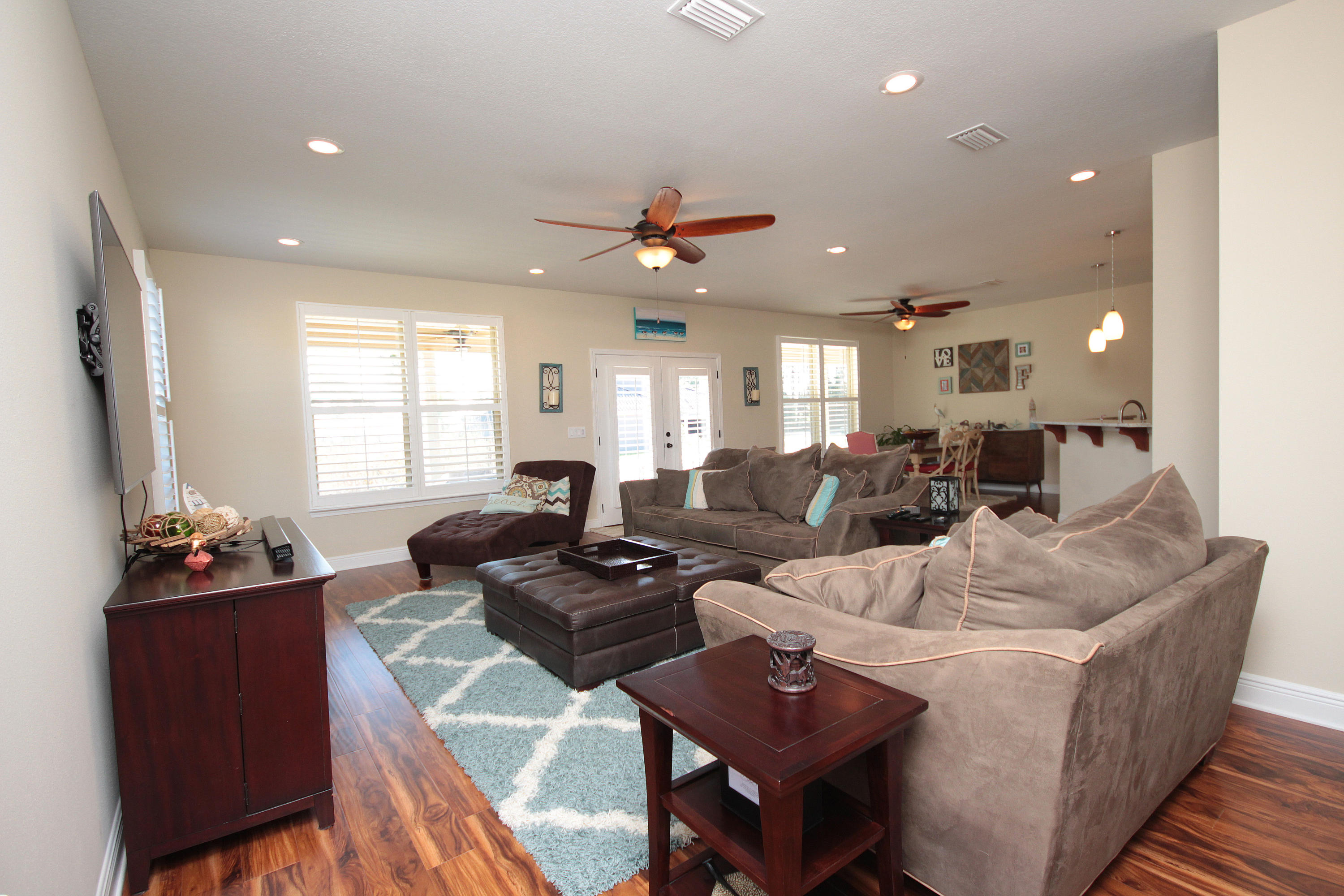 PALMETTO LAKE PRESERVE - Residential