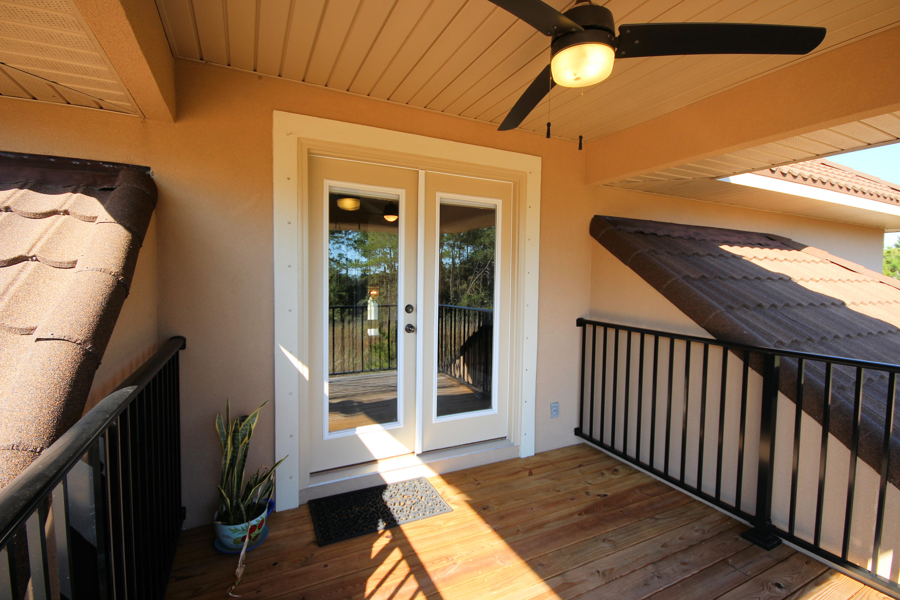 PALMETTO LAKE PRESERVE - Residential