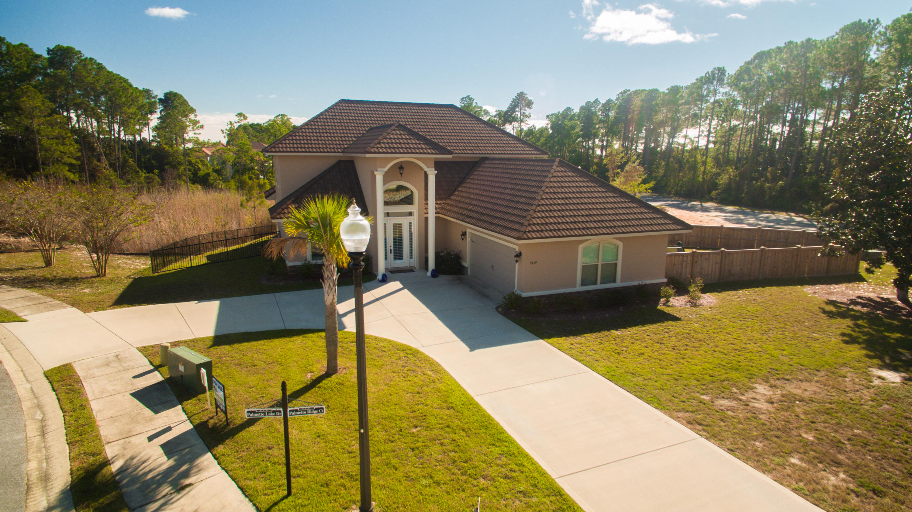 PALMETTO LAKE PRESERVE - Residential
