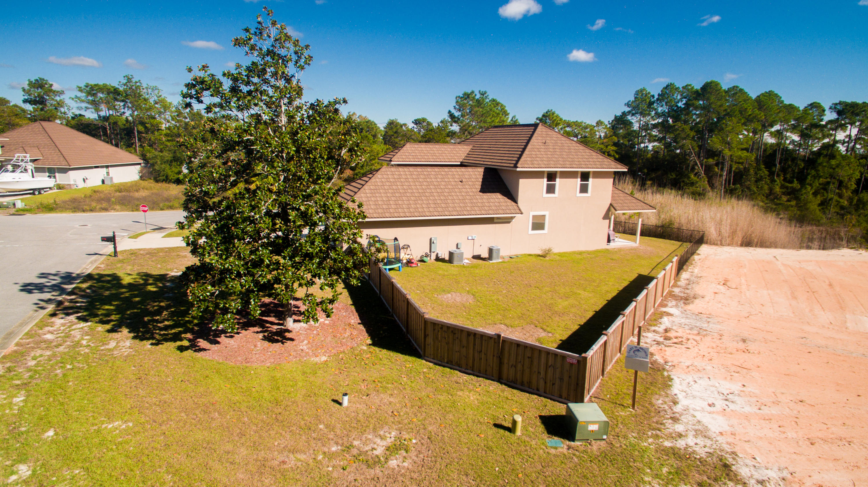 PALMETTO LAKE PRESERVE - Residential