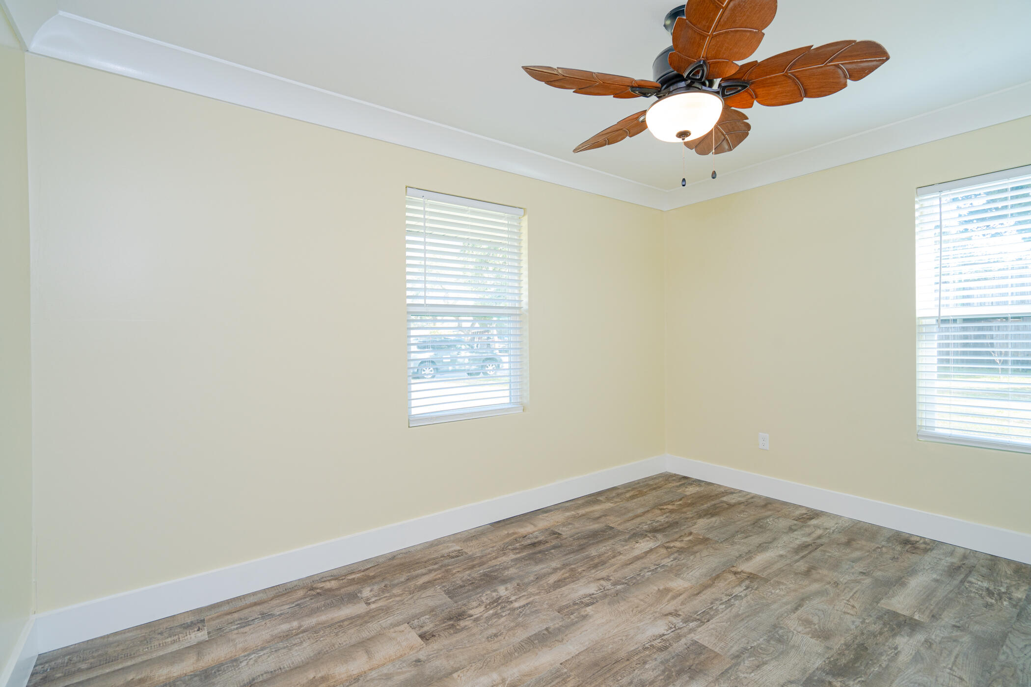 EGLIN HIGHWAY S/D - Residential