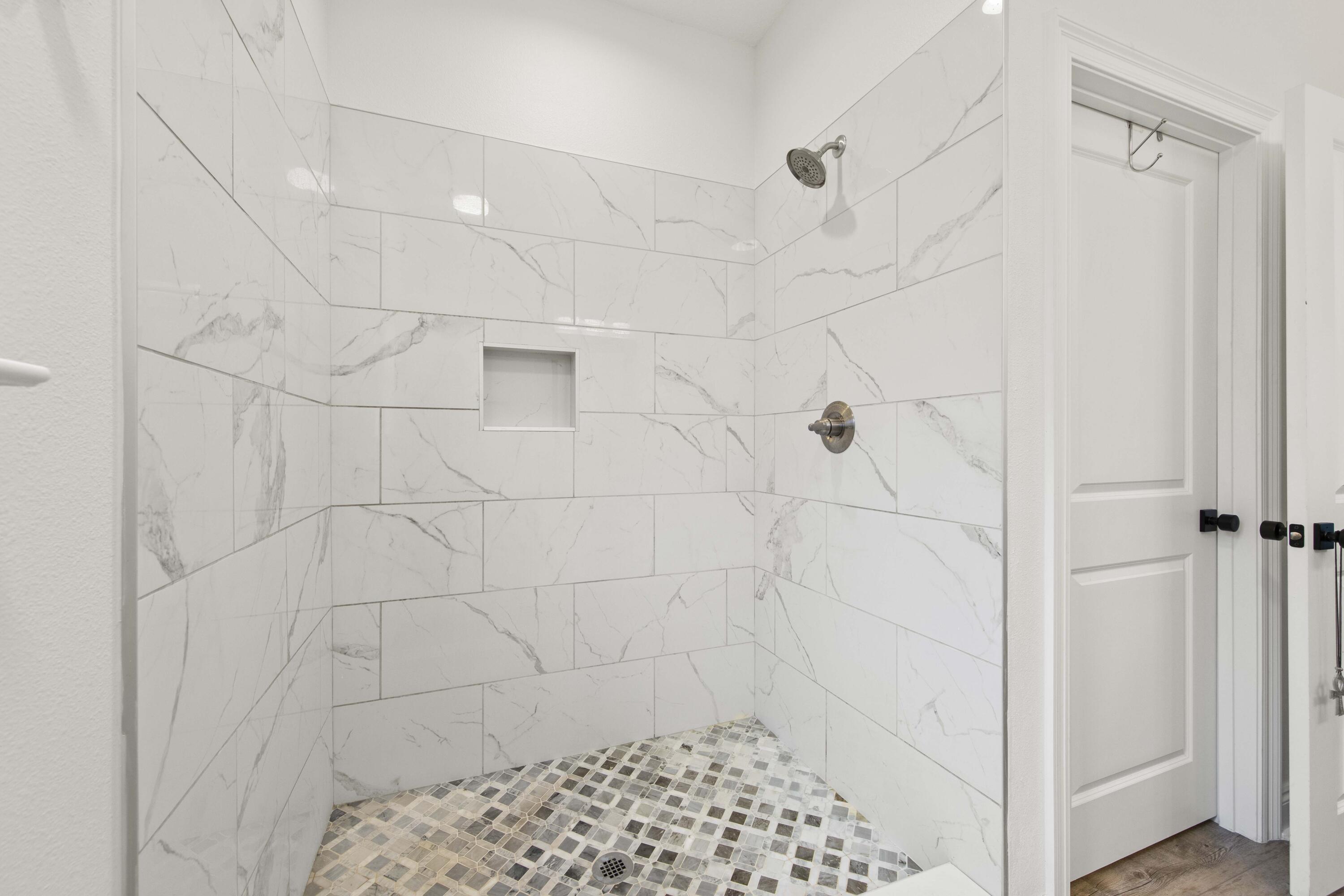 SANTA ROSA SHRS EAST - Residential