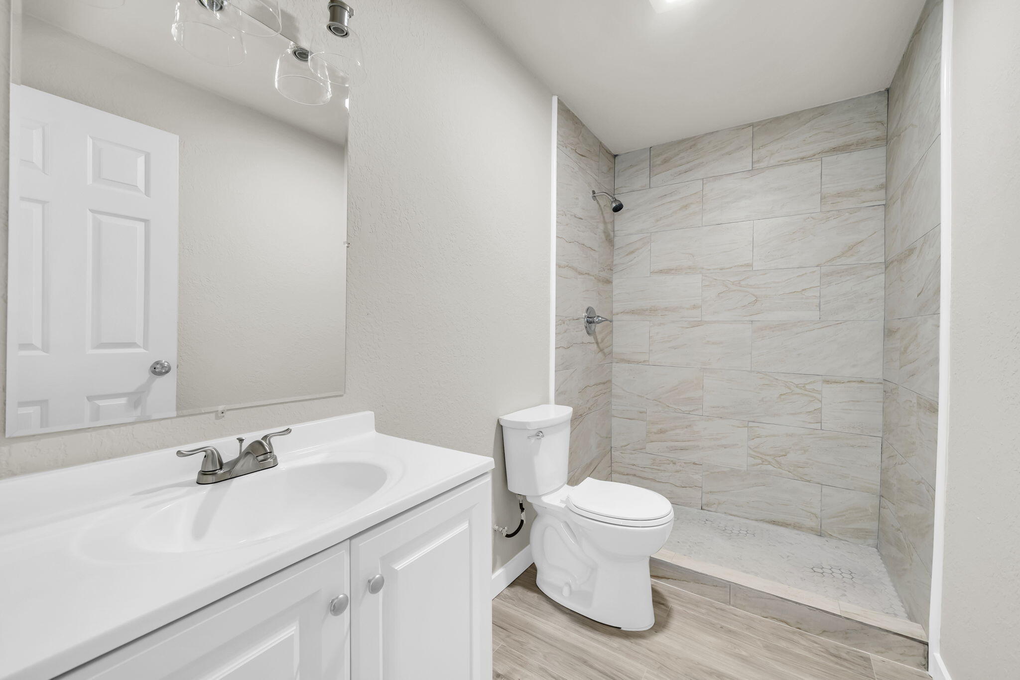 ELLIOTS POINT 10TH ADD ELLIOTTS - Residential