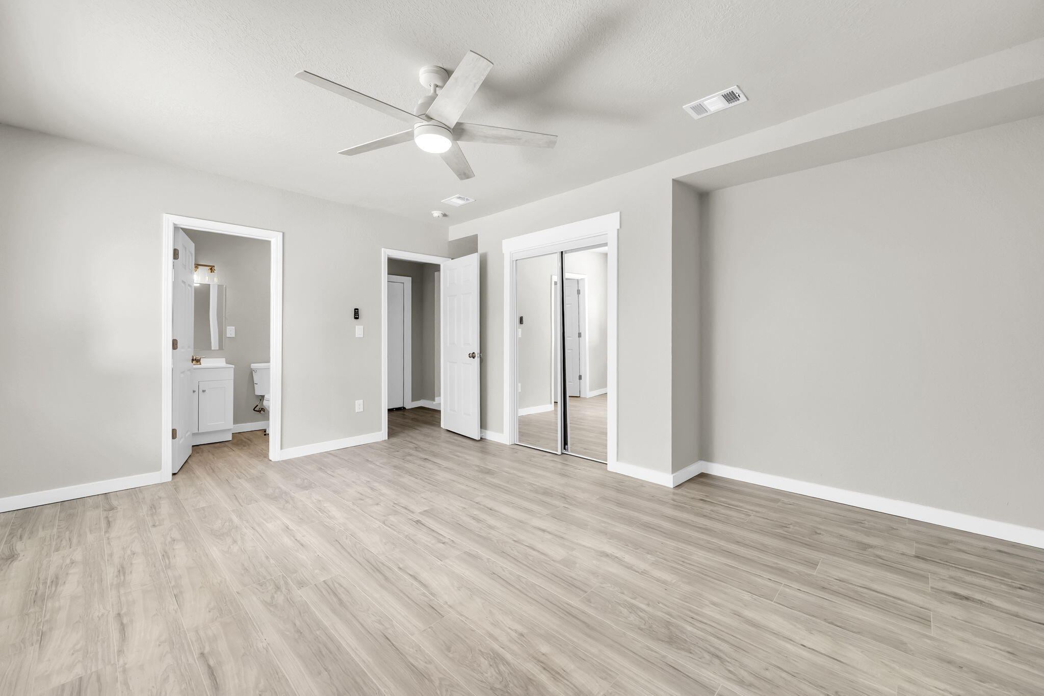 ELLIOTS POINT 10TH ADD ELLIOTTS - Residential