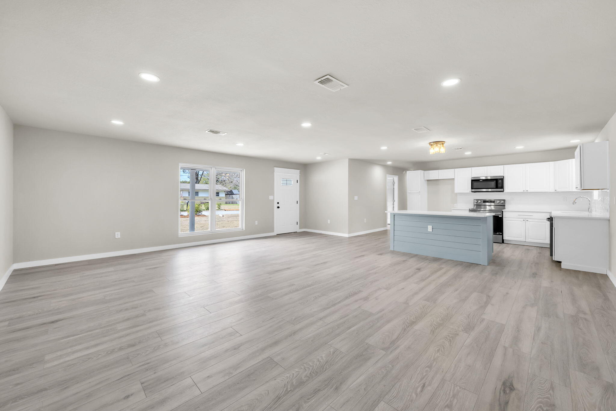 ELLIOTS POINT 10TH ADD ELLIOTTS - Residential