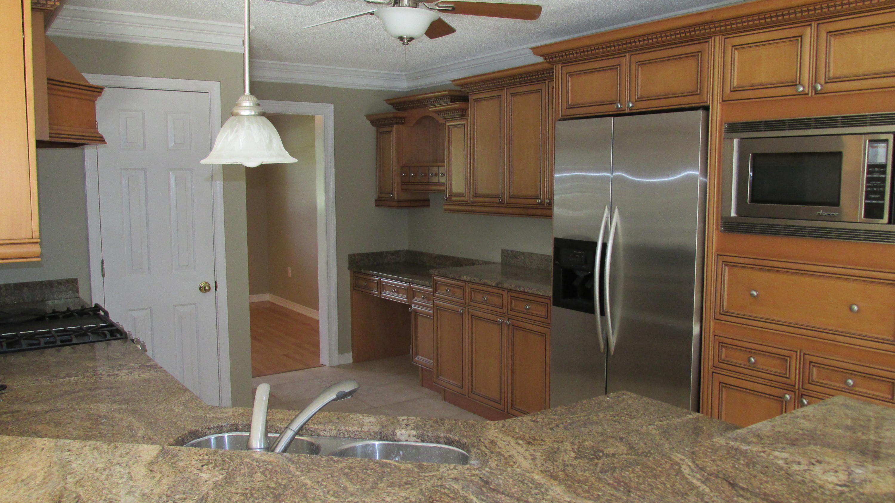 WINDSOR FOREST - Residential Lease