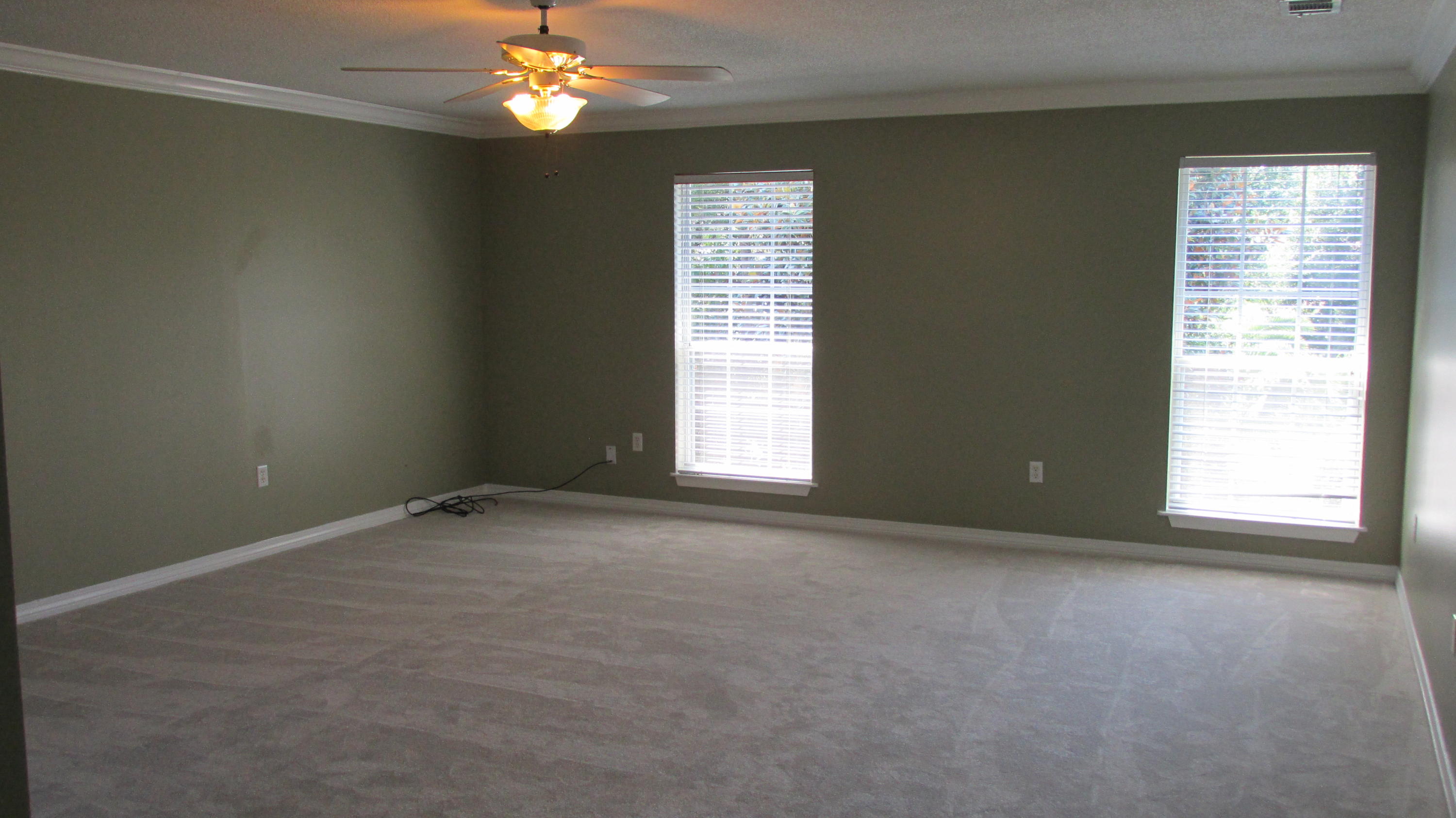 WINDSOR FOREST - Residential Lease