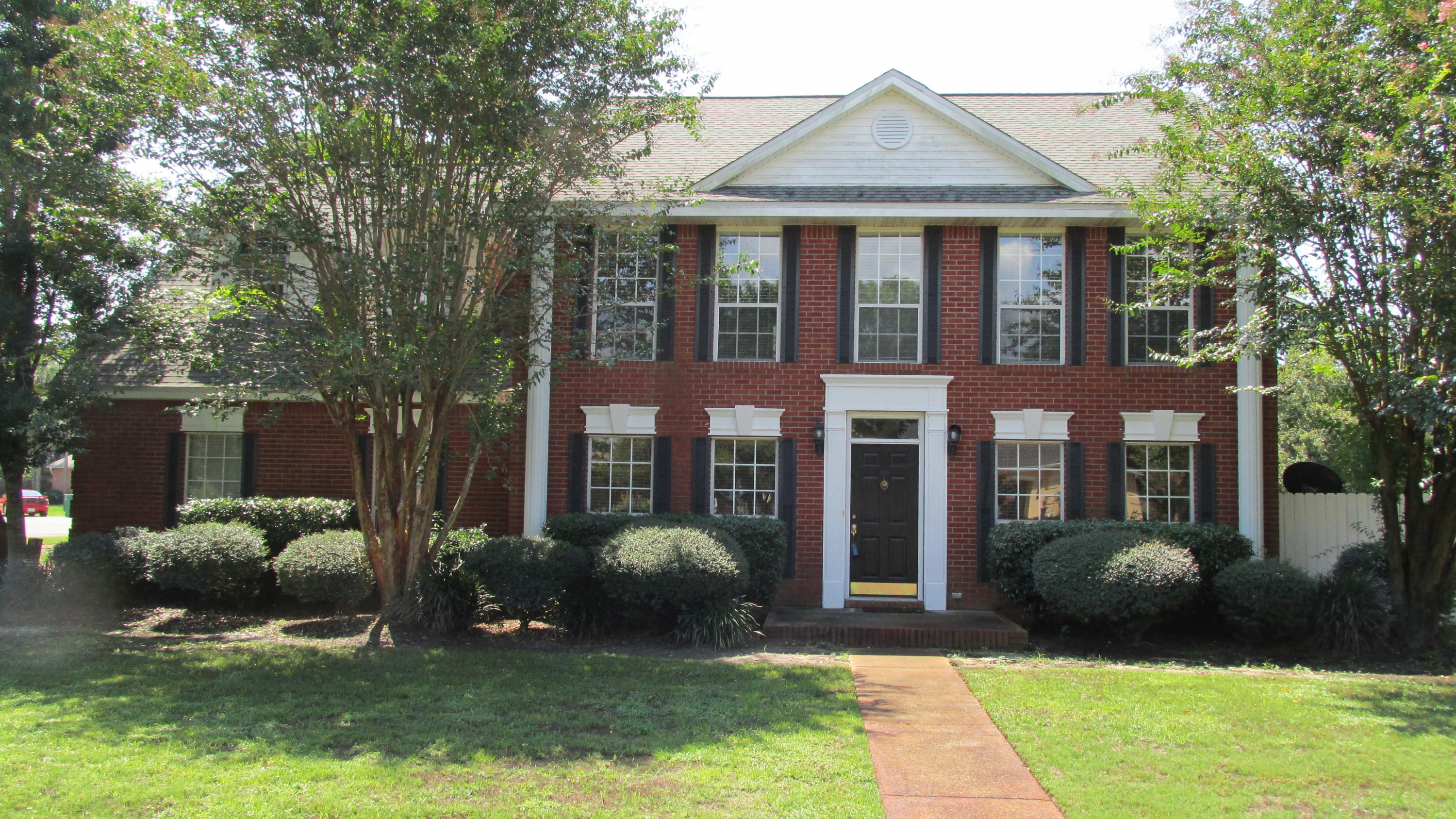 WINDSOR FOREST - Residential Lease