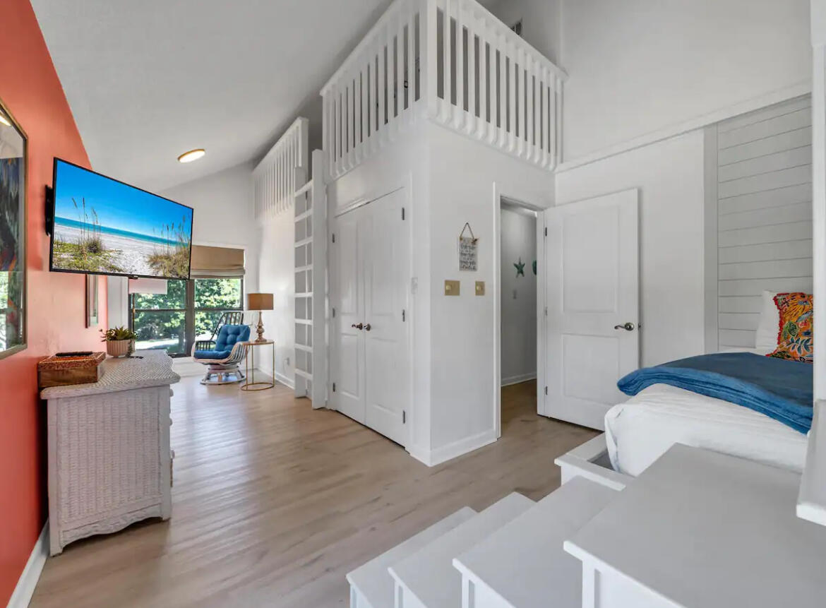 SANDPIPER VILLAGE CONDO - Residential