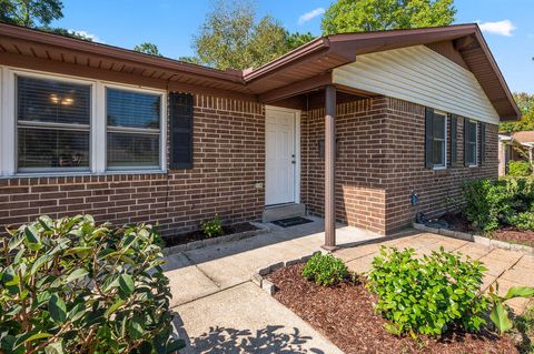 A home in Niceville