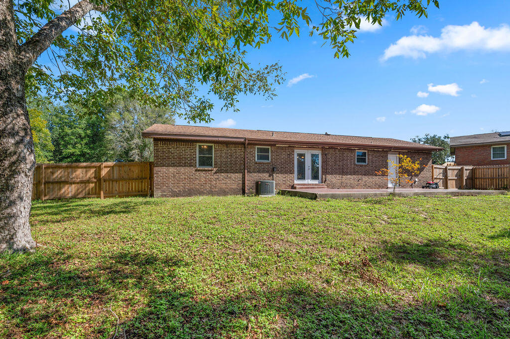 PINE LAKE S/D - Residential