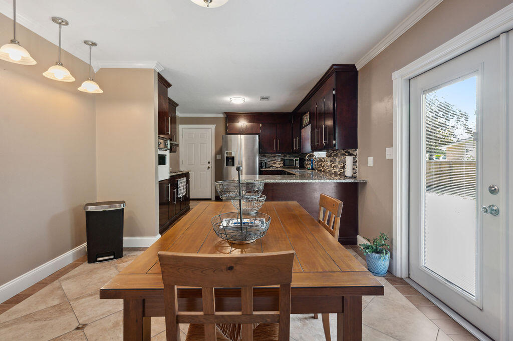 PINE LAKE S/D - Residential