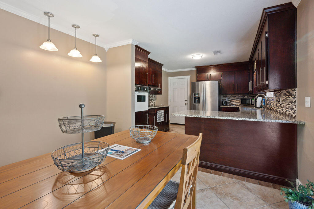 PINE LAKE S/D - Residential