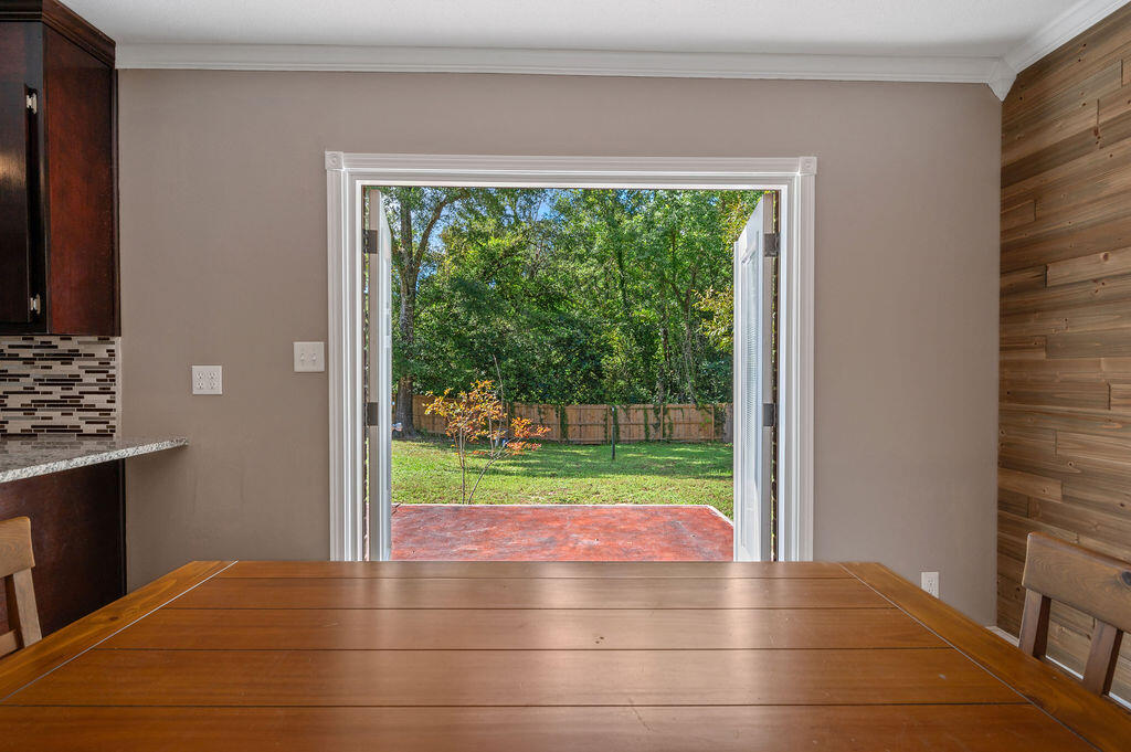 PINE LAKE S/D - Residential