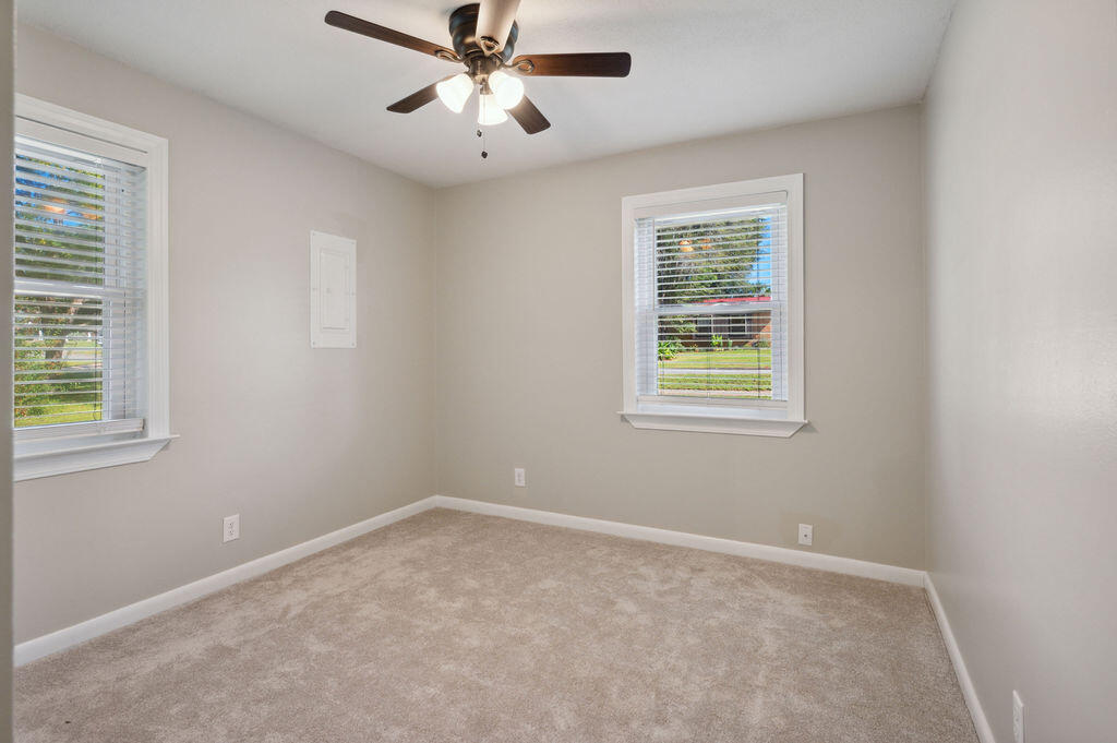 PINE LAKE S/D - Residential