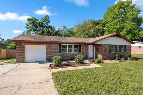 A home in Niceville