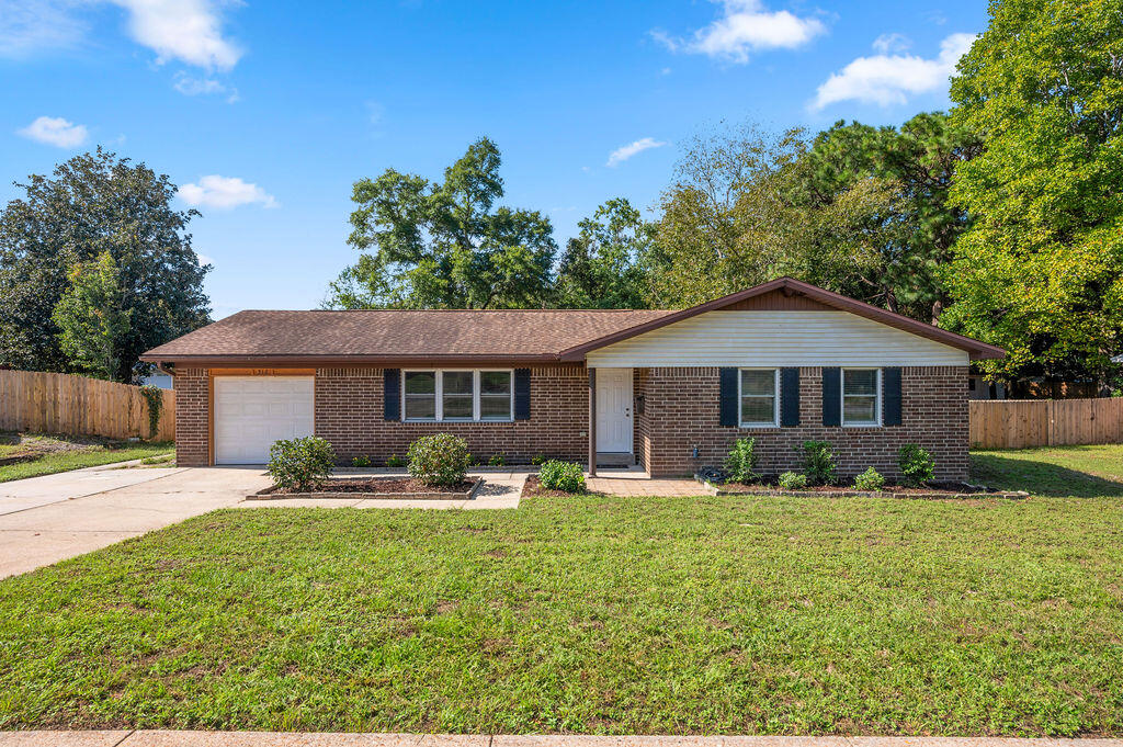 PINE LAKE S/D - Residential