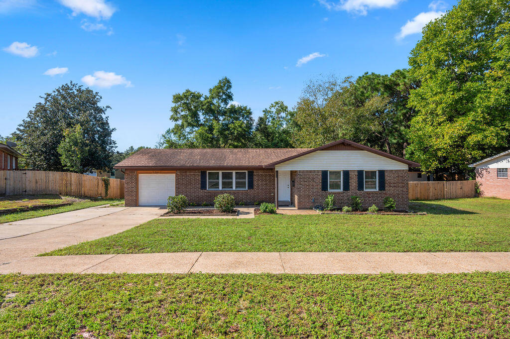 PINE LAKE S/D - Residential