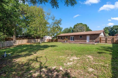 A home in Niceville