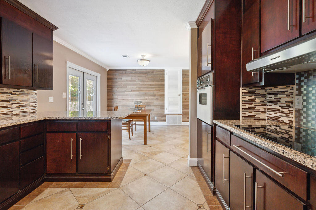 PINE LAKE S/D - Residential