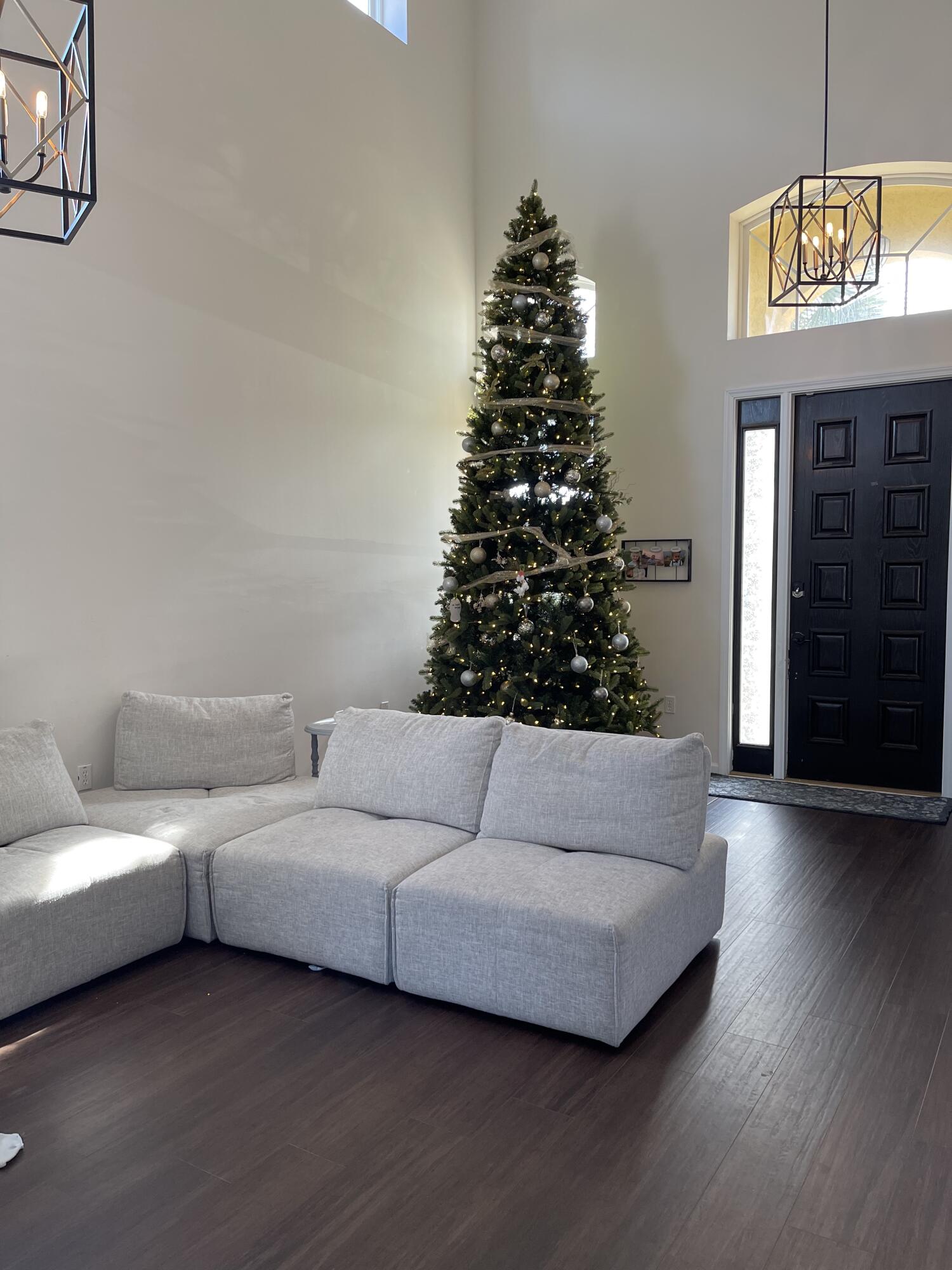 NEW MARY ESTHER (242300.10) - Residential Lease