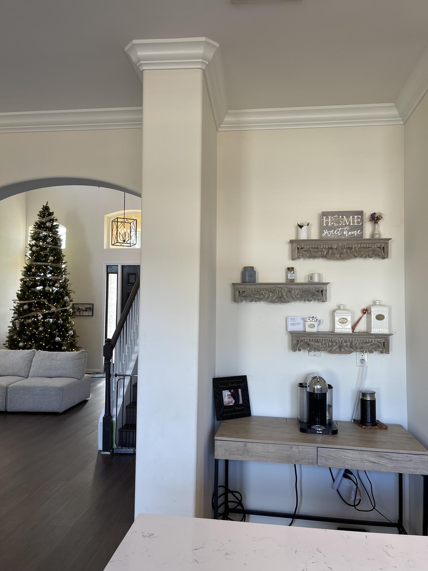 NEW MARY ESTHER (242300.10) - Residential Lease