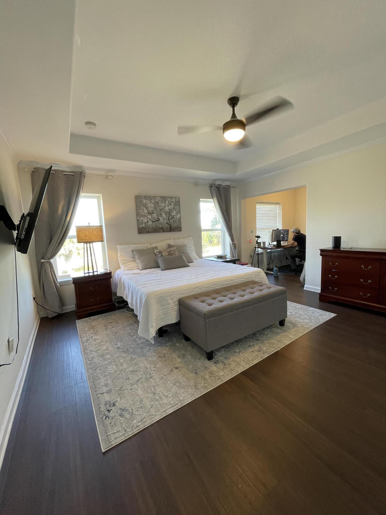 NEW MARY ESTHER (242300.10) - Residential Lease