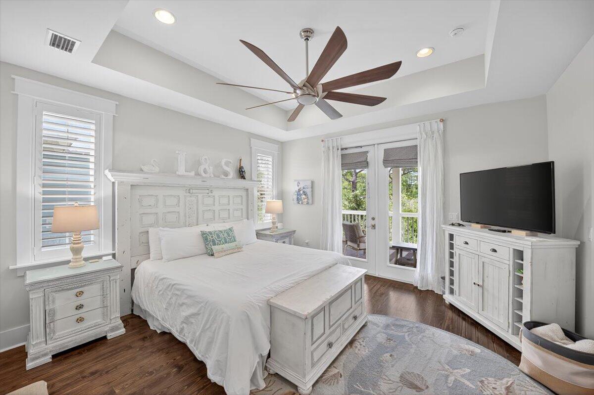 NATUREWALK AT SEAGROVE - Residential Lease