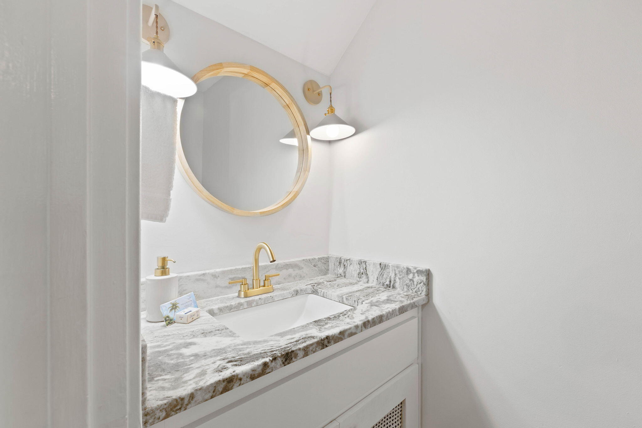 RAMSGATE HARBOUR PH 1 CONDO - Residential