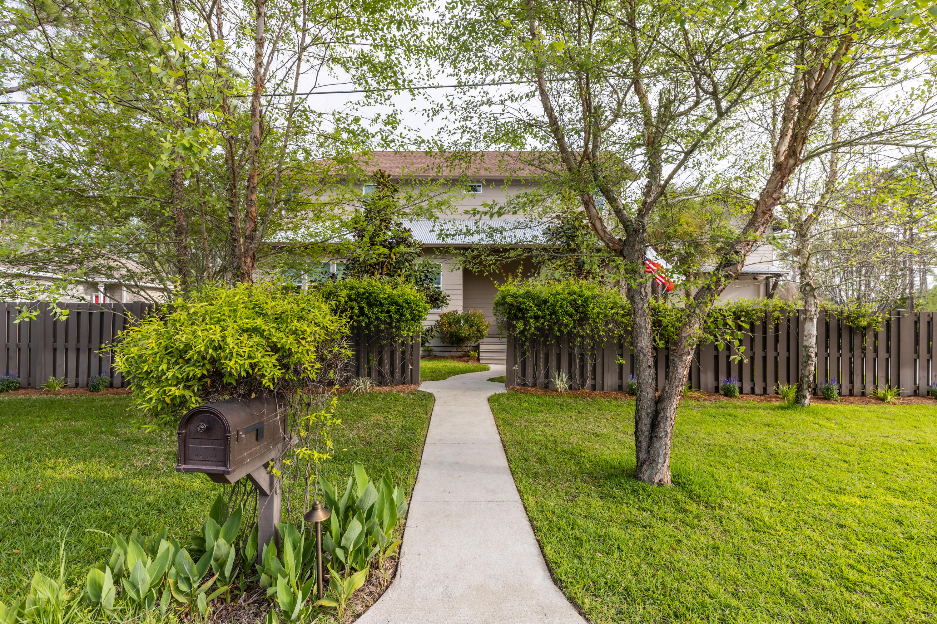 EXCLUSIVE BEACH - Residential