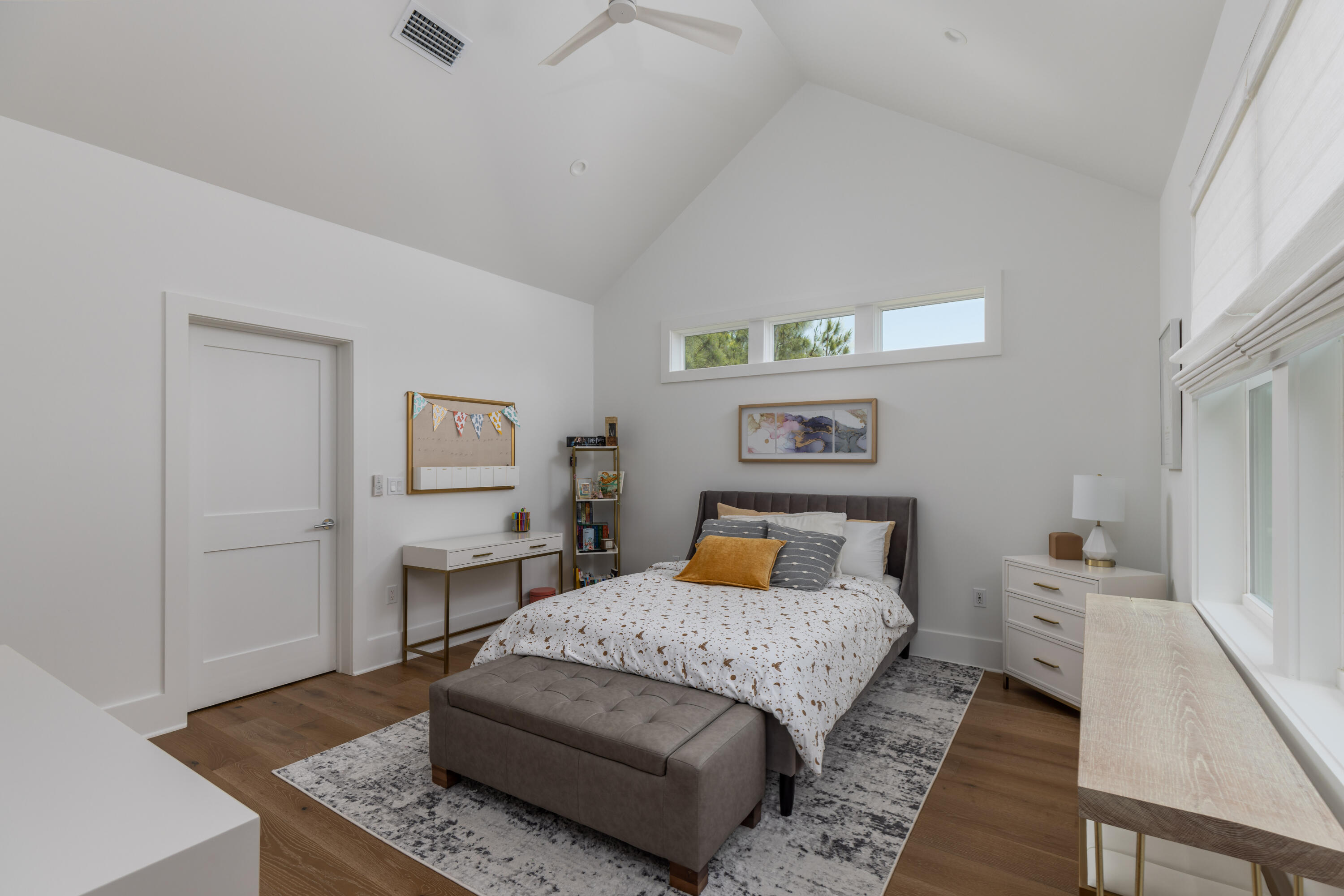 EXCLUSIVE BEACH - Residential