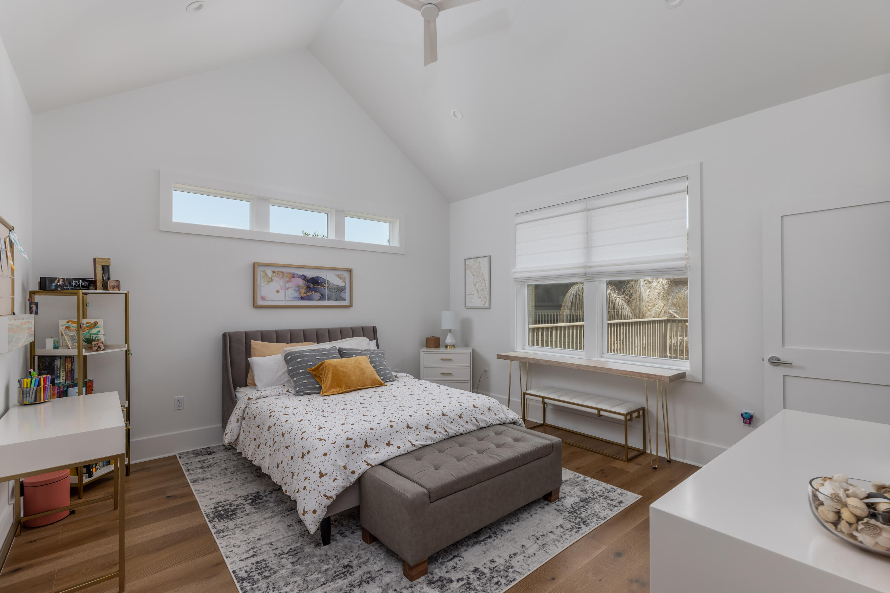 EXCLUSIVE BEACH - Residential