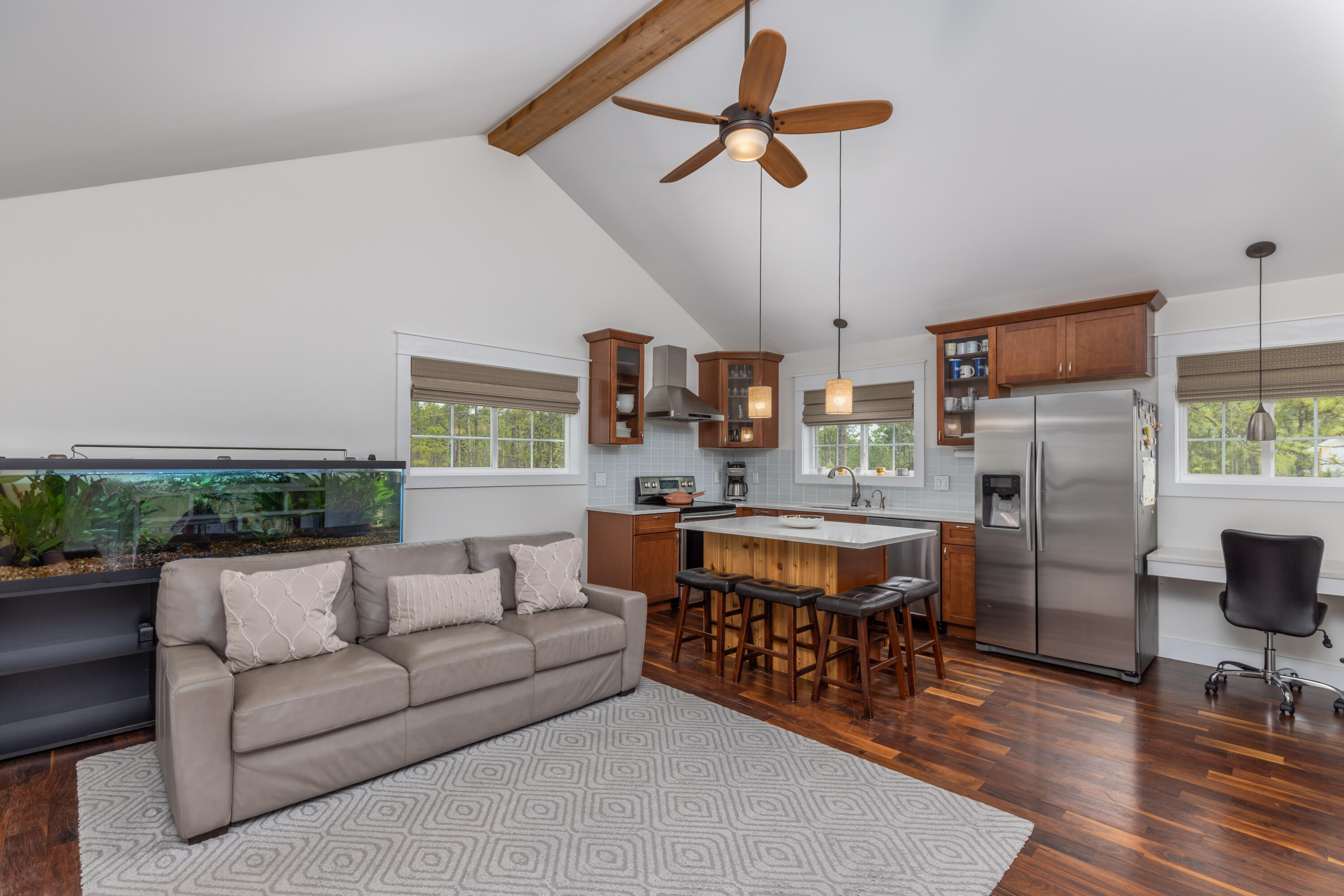 EXCLUSIVE BEACH - Residential