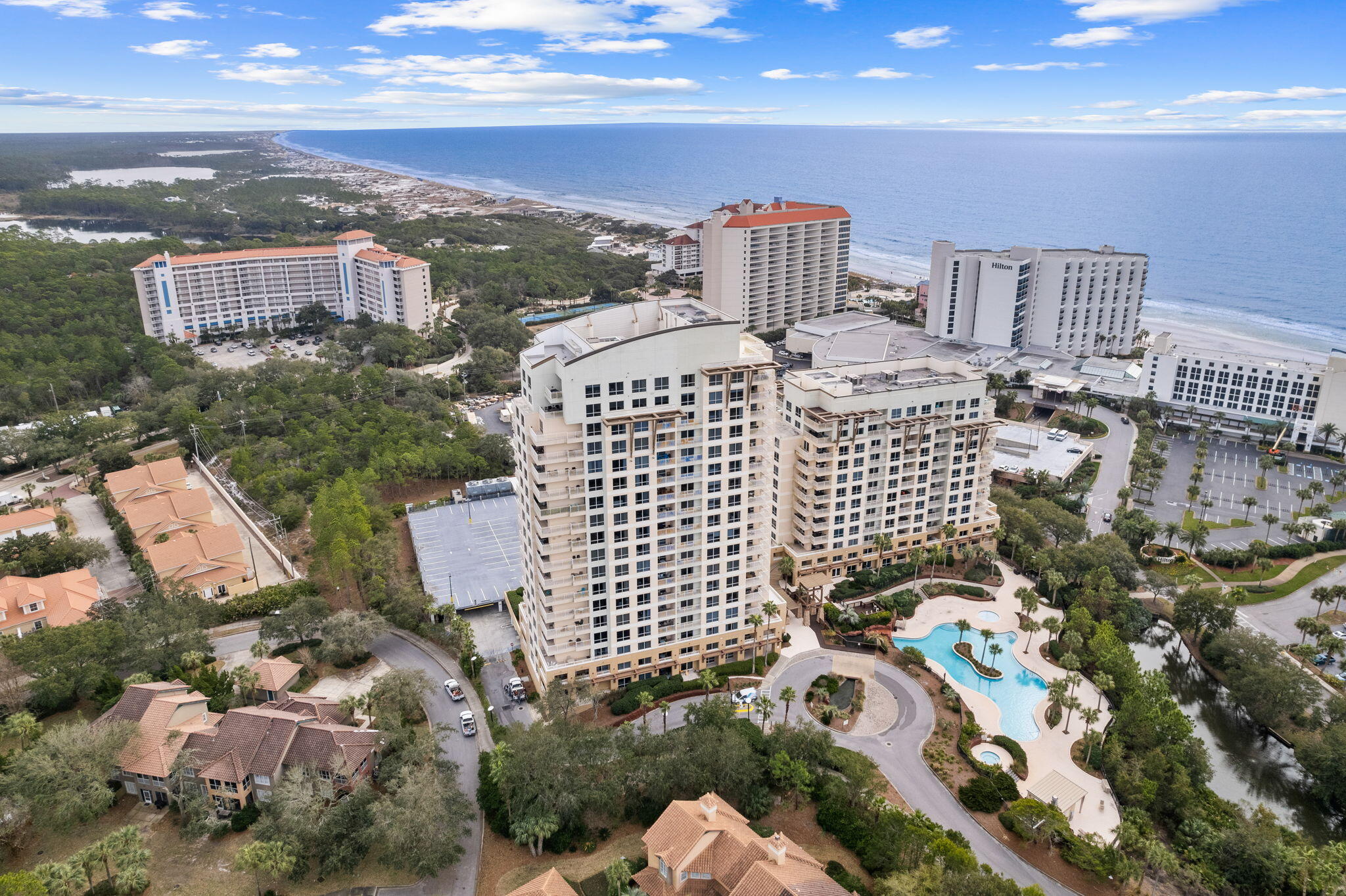 LUAU I - Residential