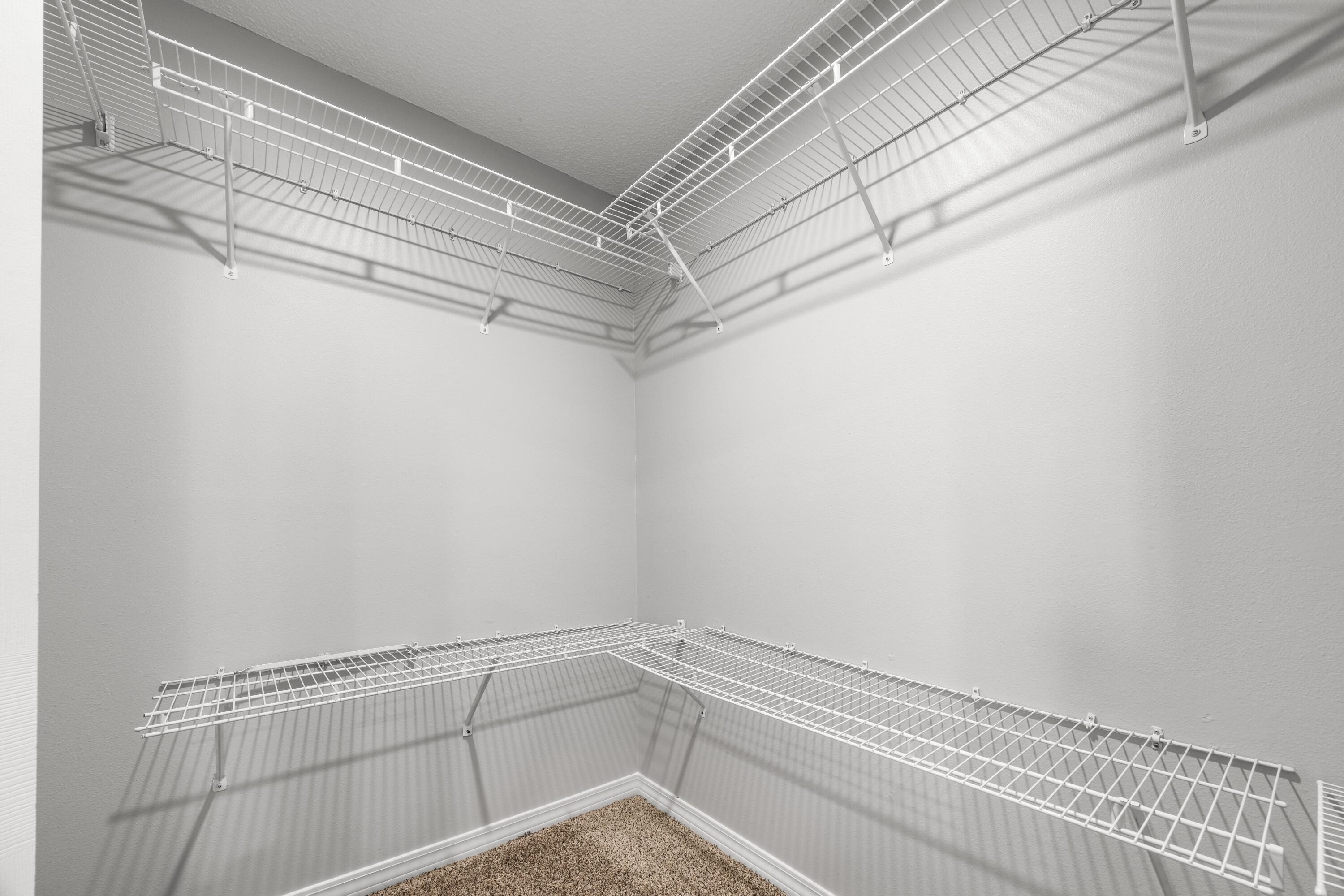 COUNTRY CLUB ESTATES 1 OF CRESTVIEW - Residential