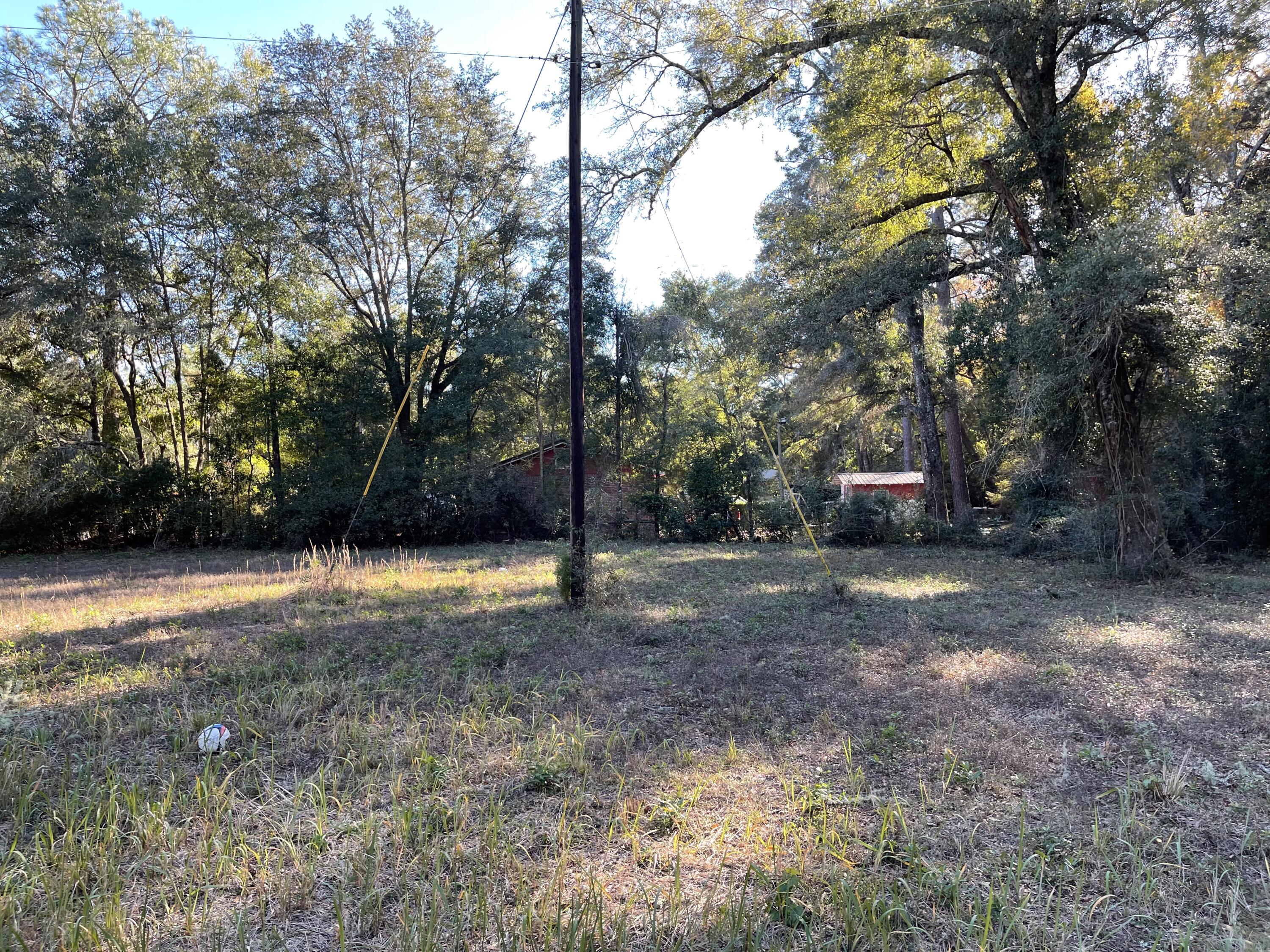 NO RECORDED PROJECT - Land