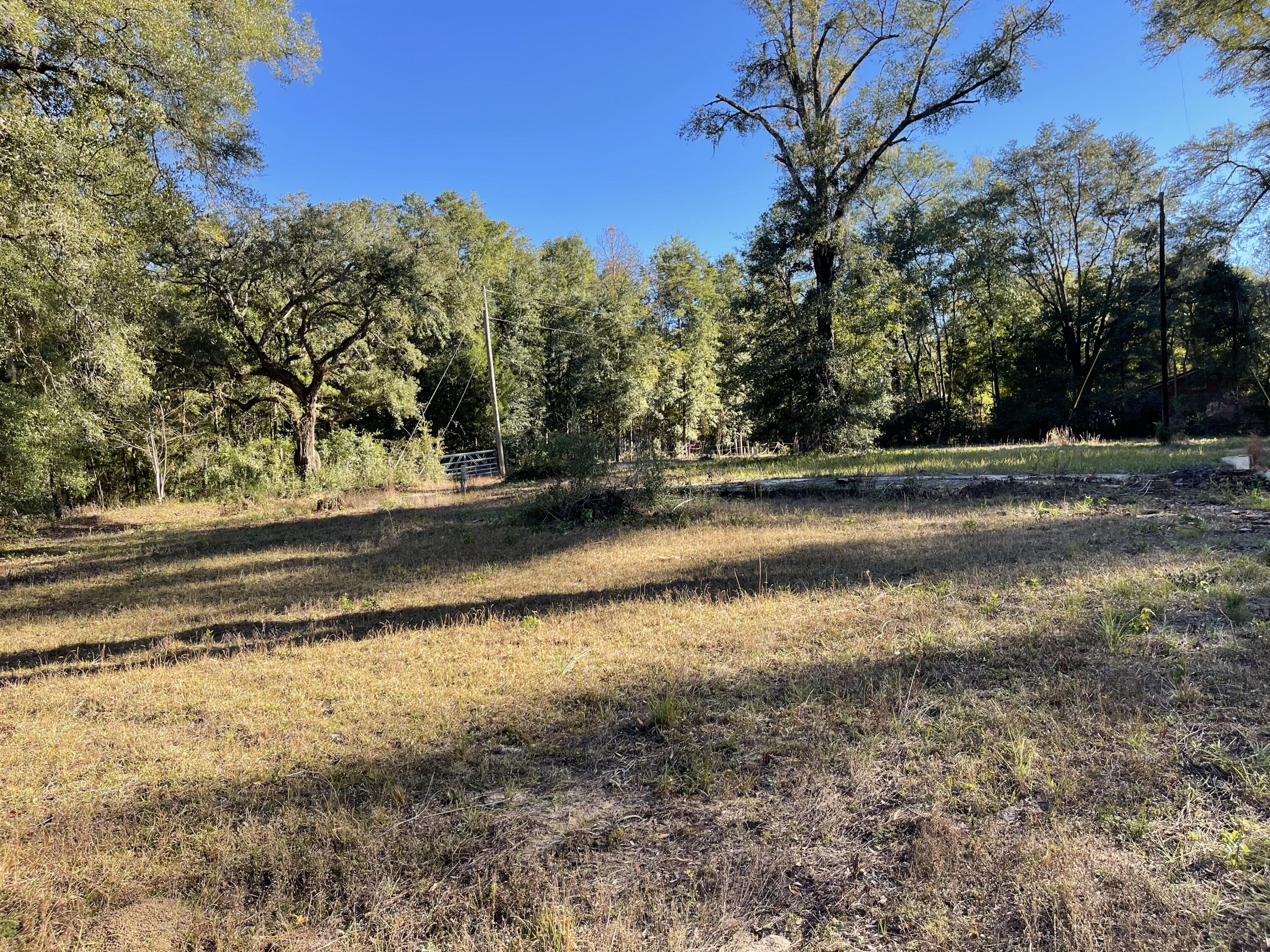 NO RECORDED PROJECT - Land