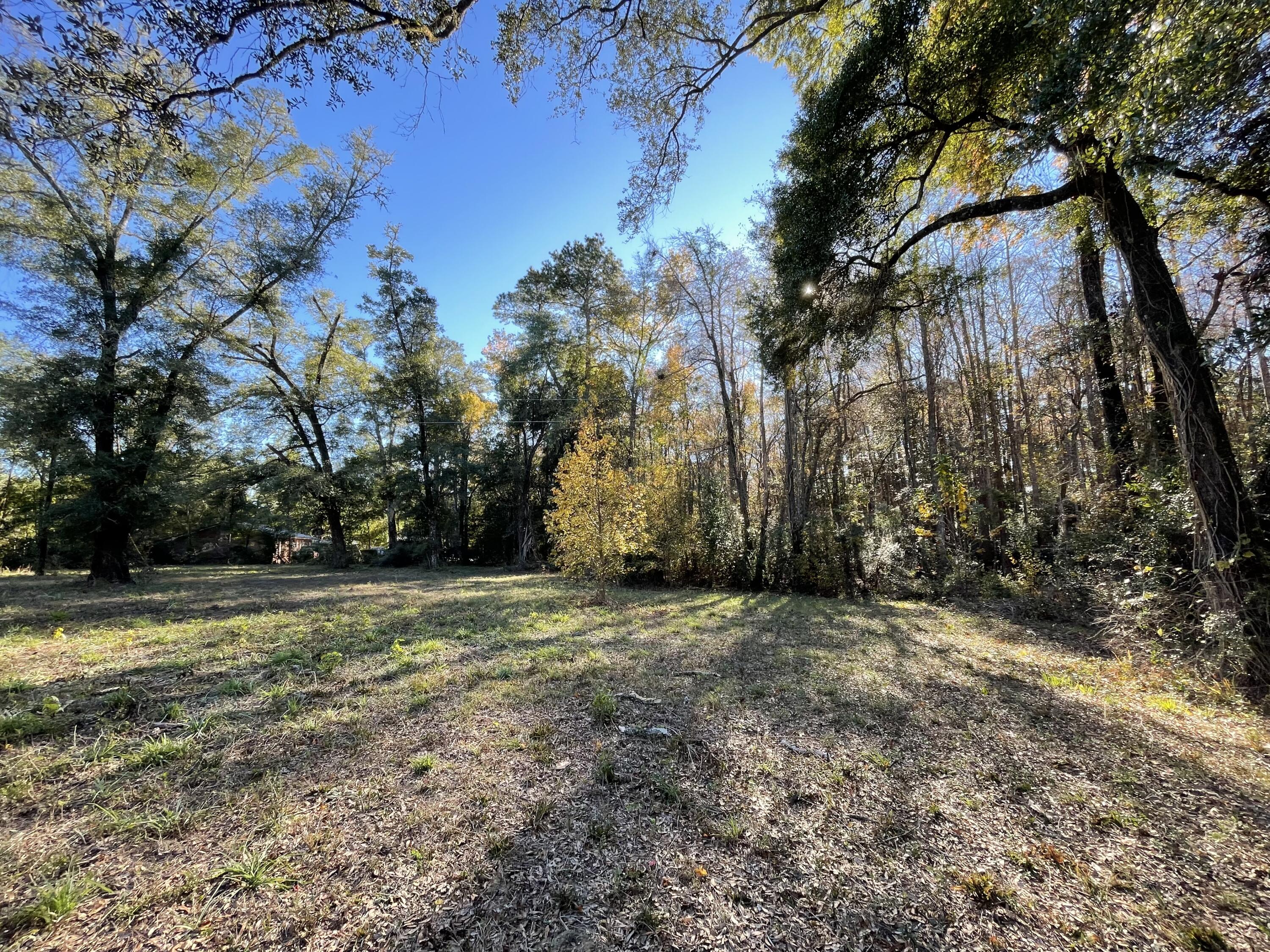 NO RECORDED PROJECT - Land