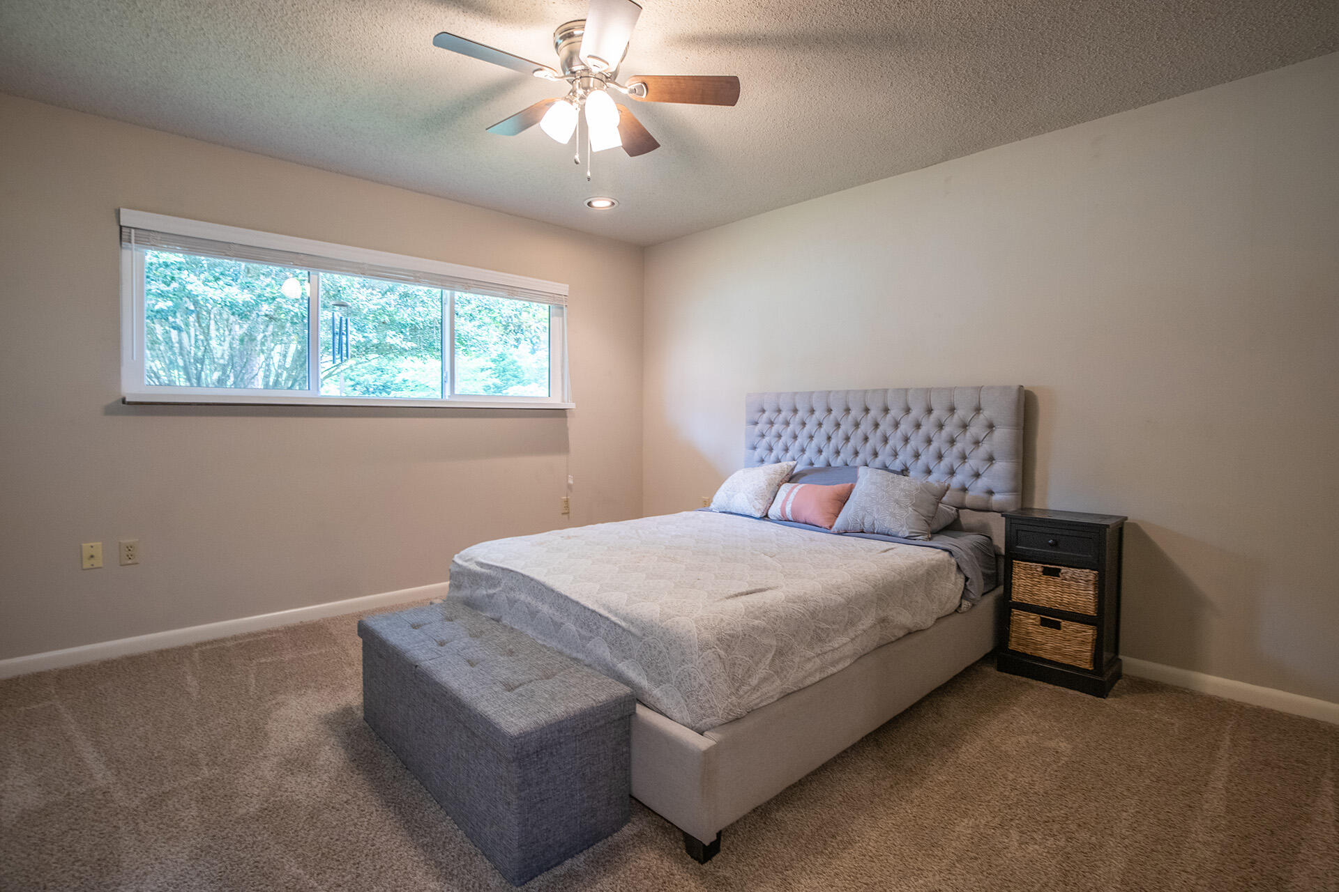 LAKE LORRAINE ESTATES - Residential